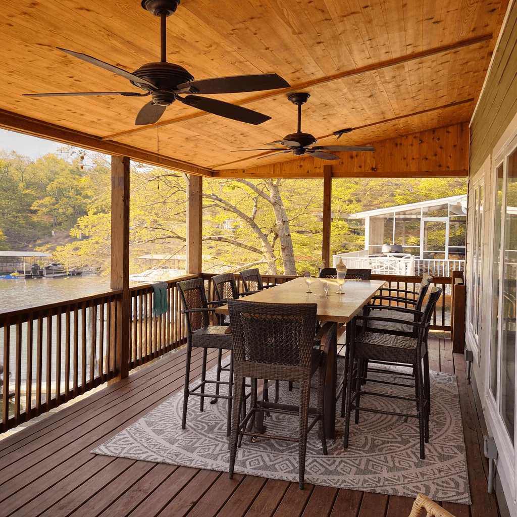 Cove-Out Cottage Outdoor Dining