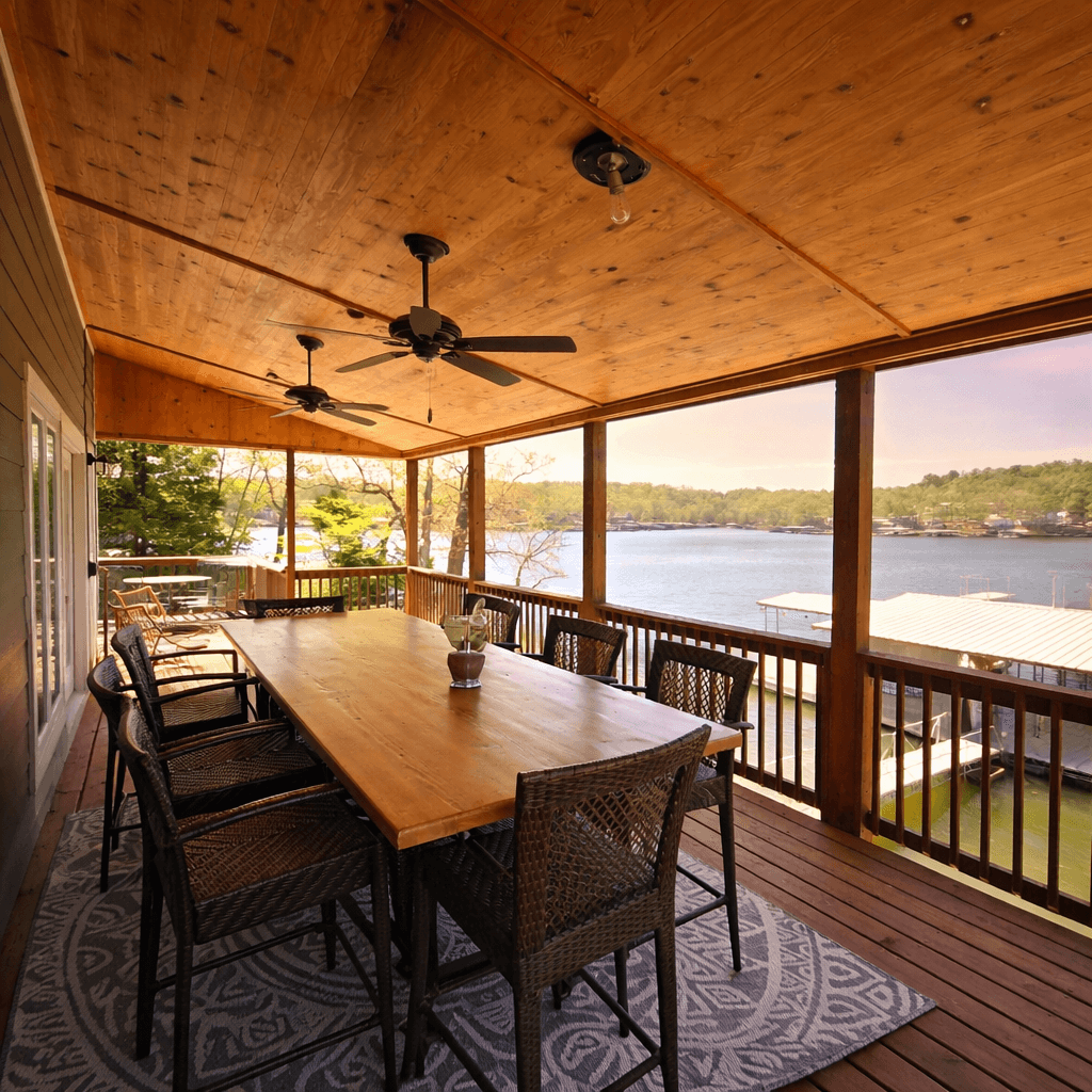 Cove-Out Cottage Outdoor Dining view