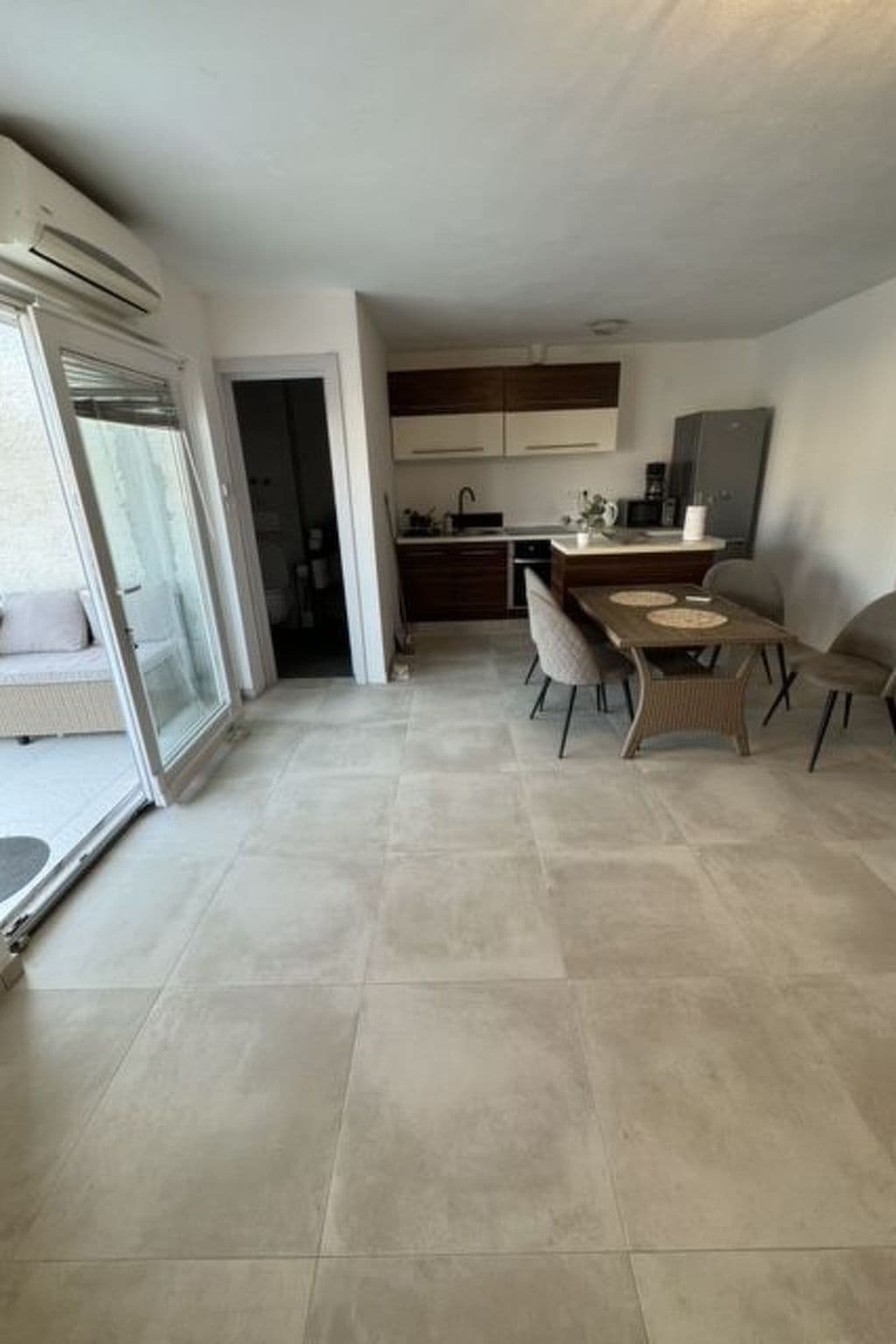 Gallery Image 44