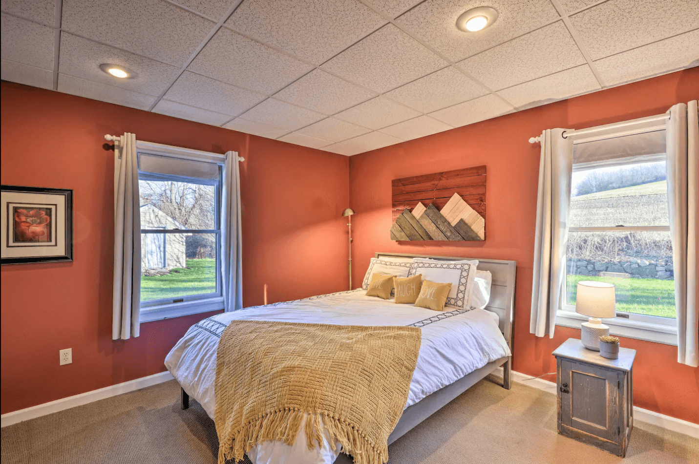 Queen Bedroom