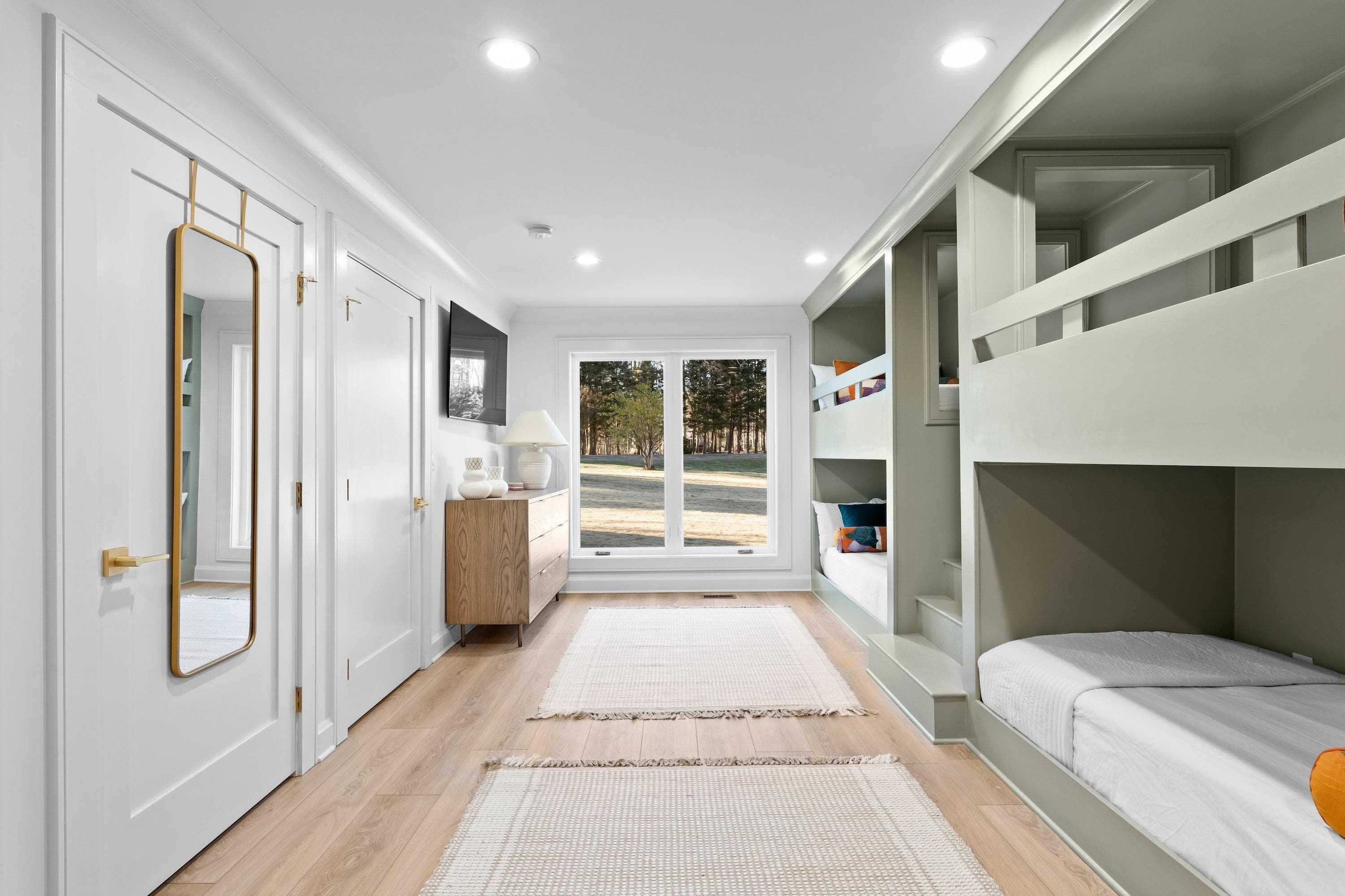 Gallery Image 18