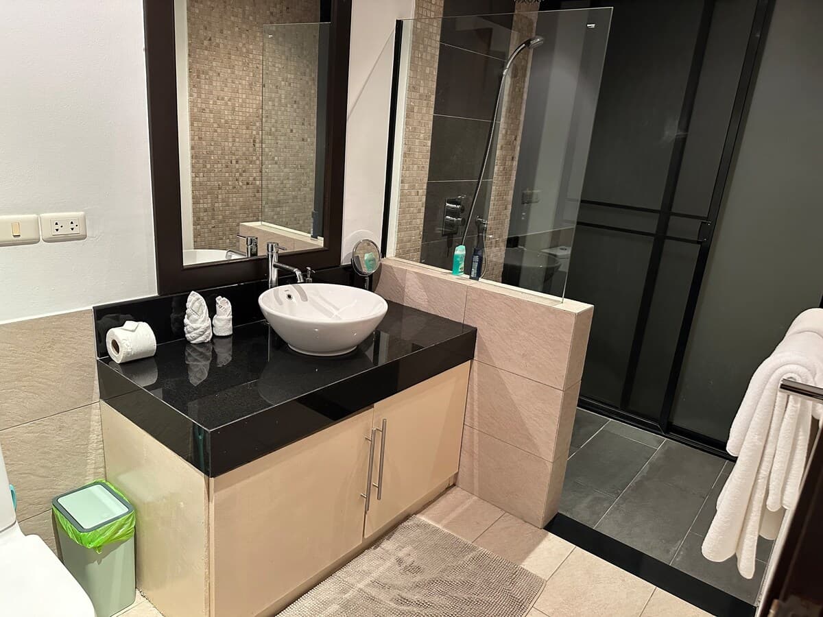 Gallery Image 15