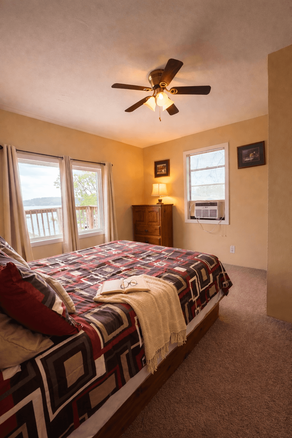 Queen Bedroom 3