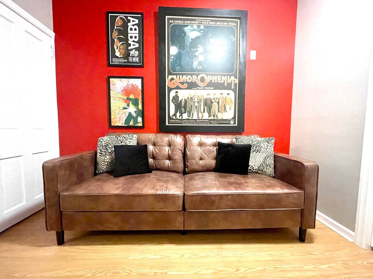Gallery Image 6