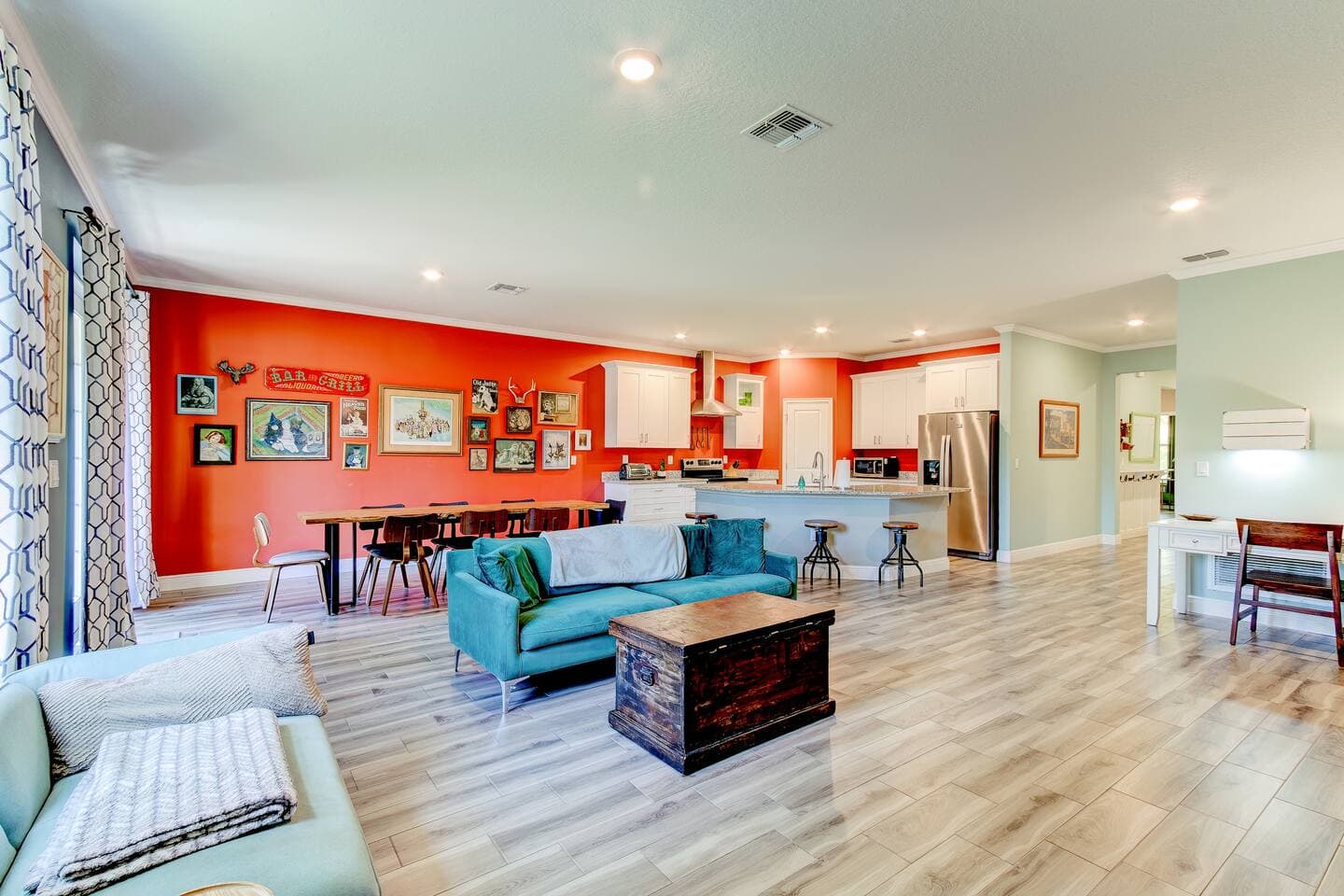 Gallery Image 6