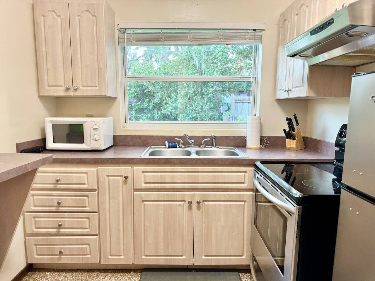 Gallery Image 13