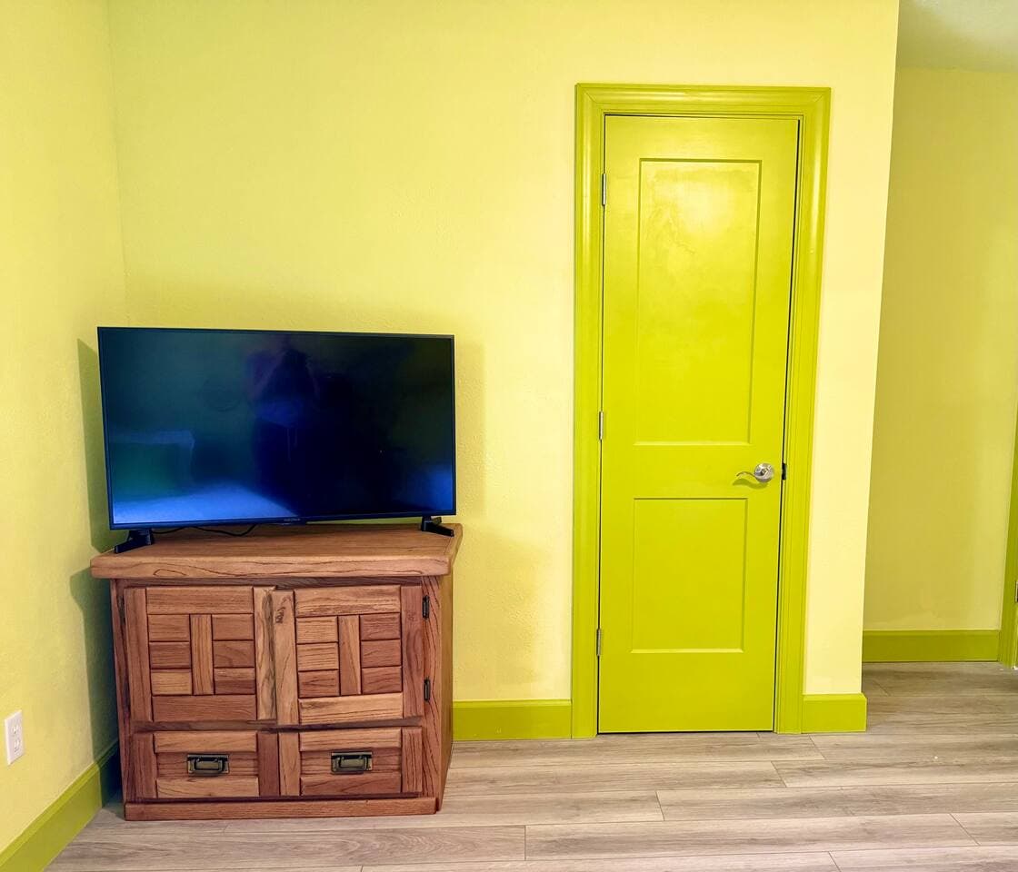 Gallery Image 32