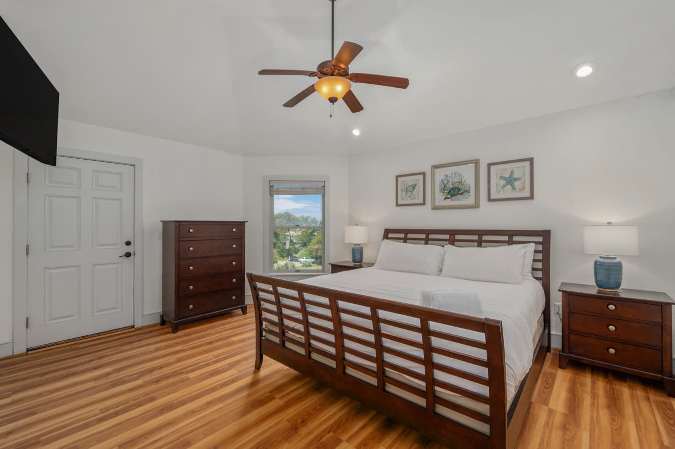 30-web-or-mls-1056-Beacon-Hill-TL-BR6-V2.jpg