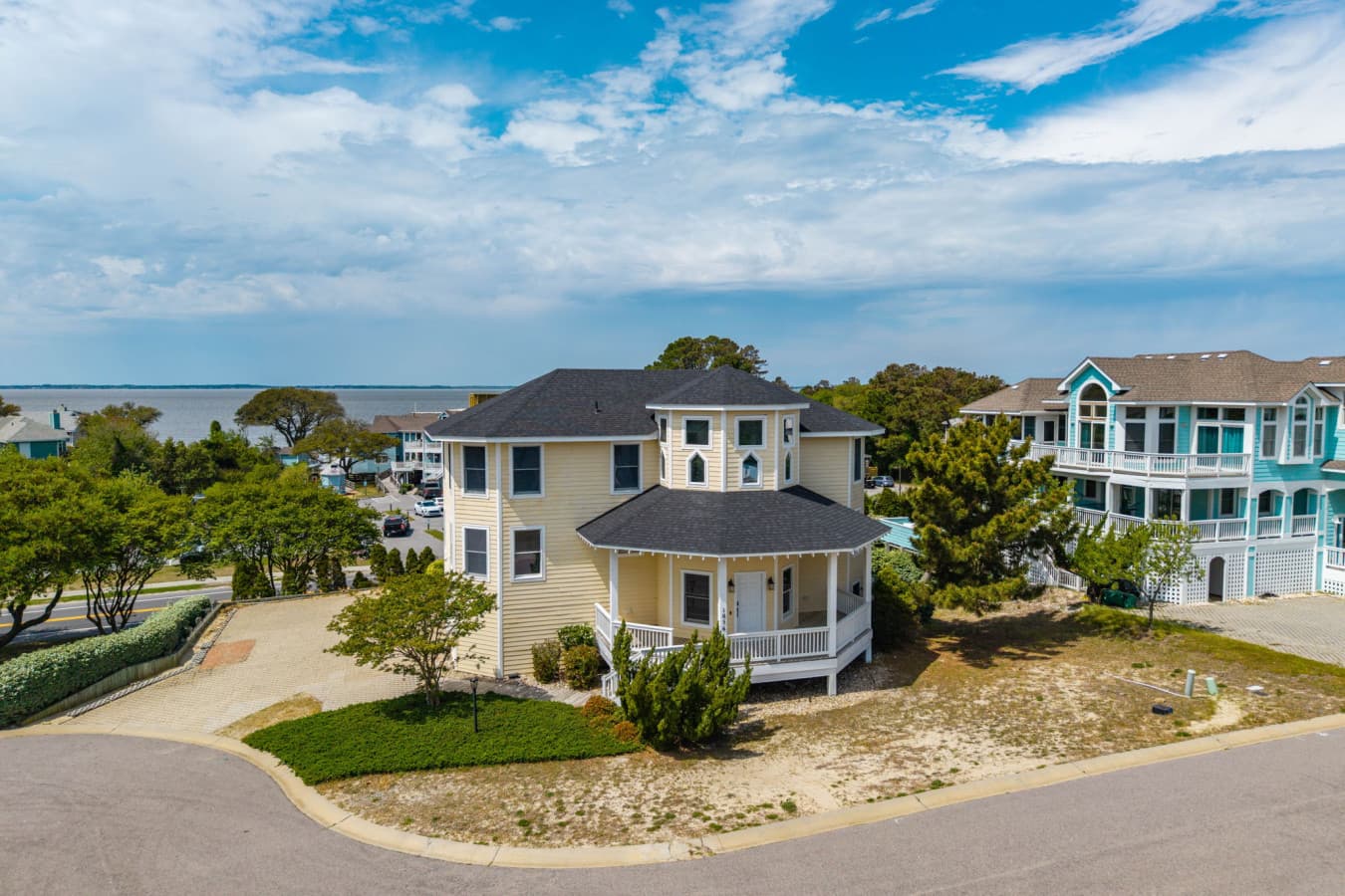 2-web-or-mls-1056-Beacon-Hill-Front-Exterior-V2.jpg