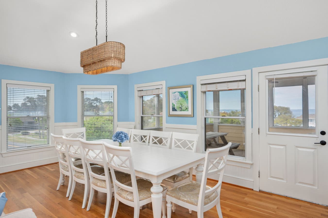 13-web-or-mls-1056-Beacon-Hill-TL-Dining.jpg