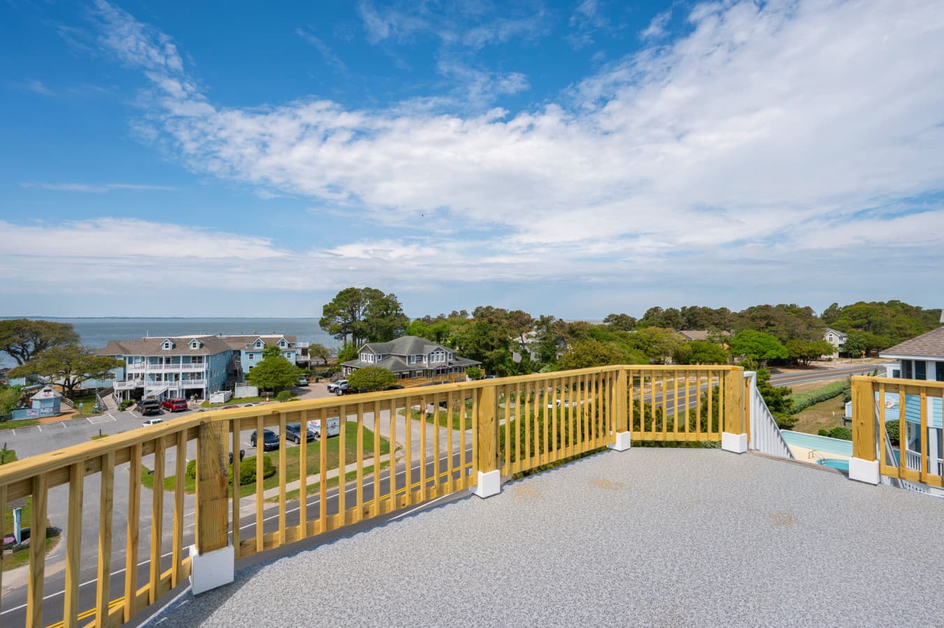 26-web-or-mls-1056-Beacon-Hill-Roof-Deck-V2.jpg