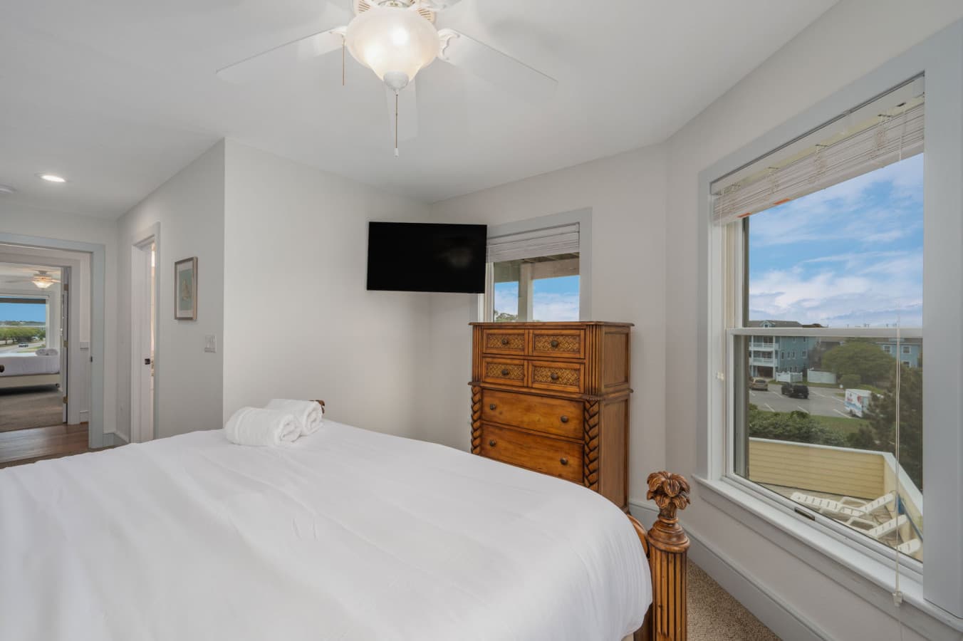 46-web-or-mls-1056-Beacon-Hill-ML-BR5-V2.jpg