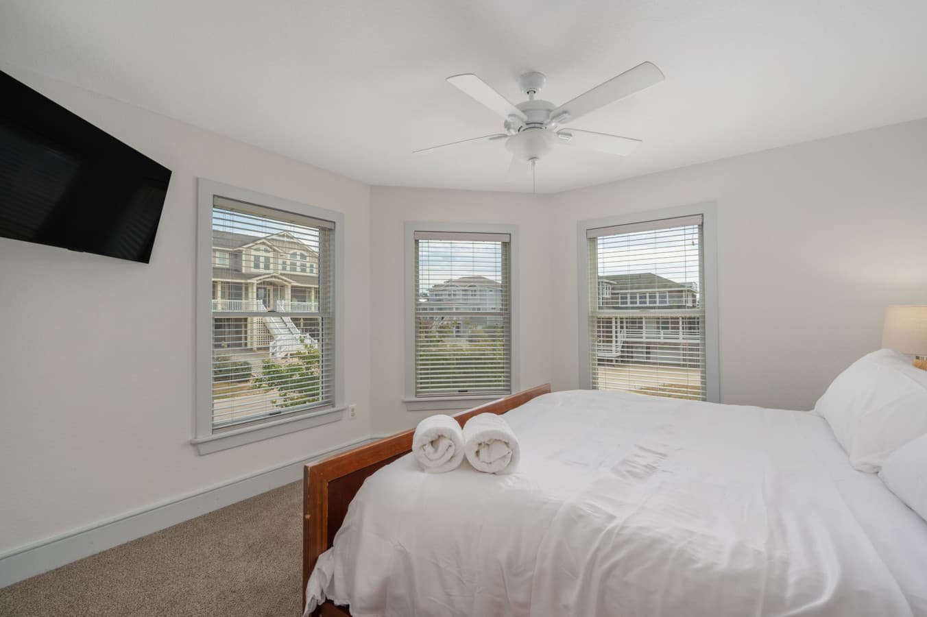 54-web-or-mls-1056-Beacon-Hill-ML-BR3-V2.jpg