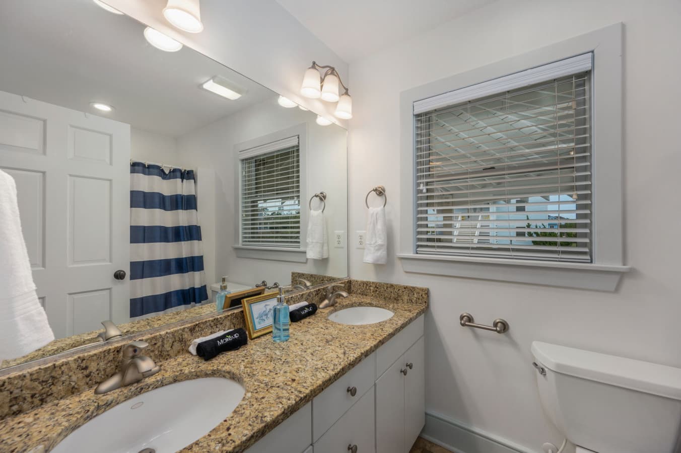 56-web-or-mls-1056-Beacon-Hill-ML-BR3-Private-Bath.jpg