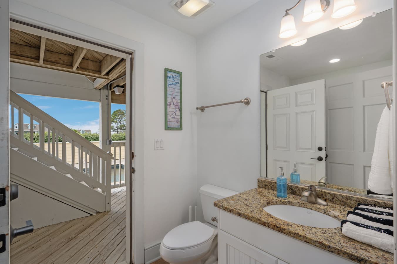 64-web-or-mls-1056-Beacon-Hill-BL-Full-Bath.jpg