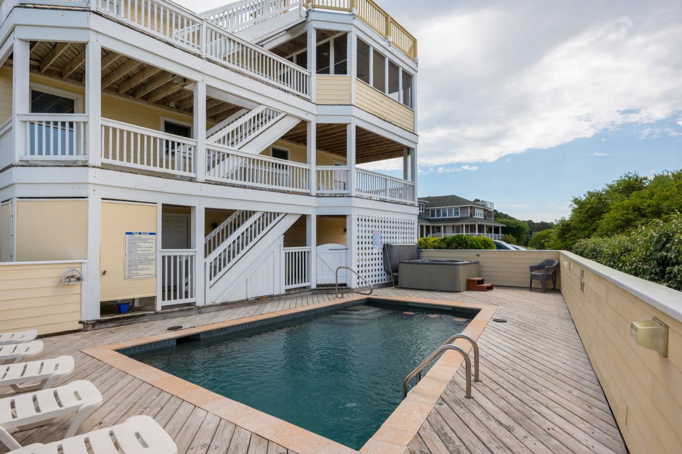 81-web-or-mls-1056-Beacon-Hill-Private-Pool-V3.jpg