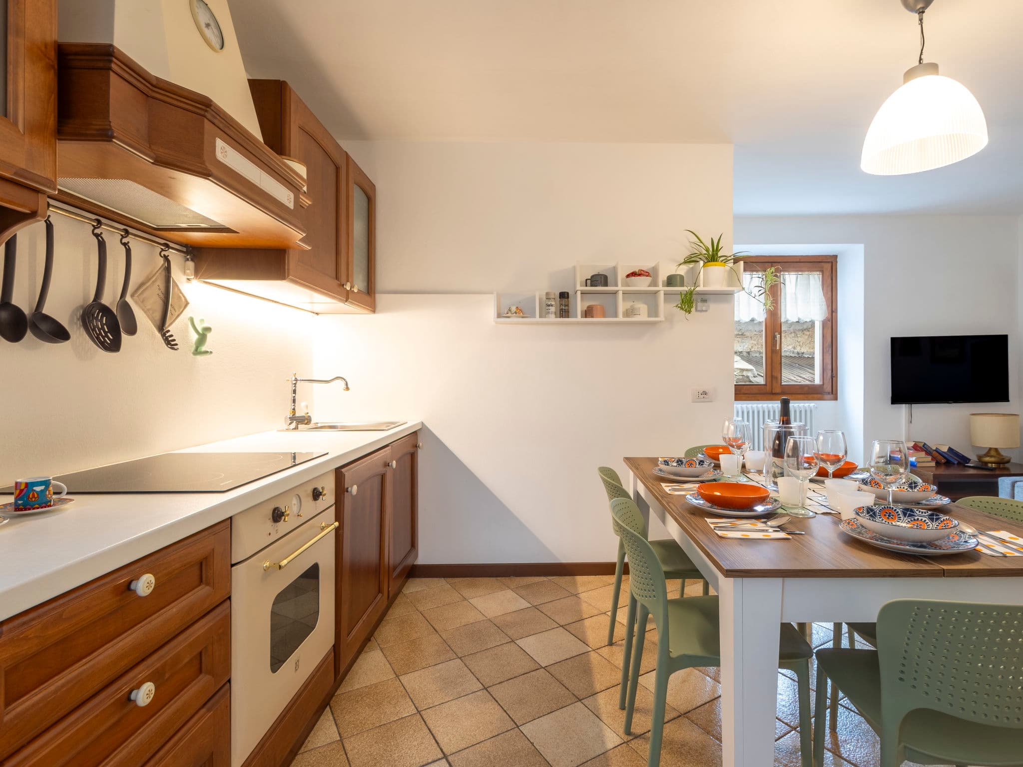 Kitchen / Dining Room