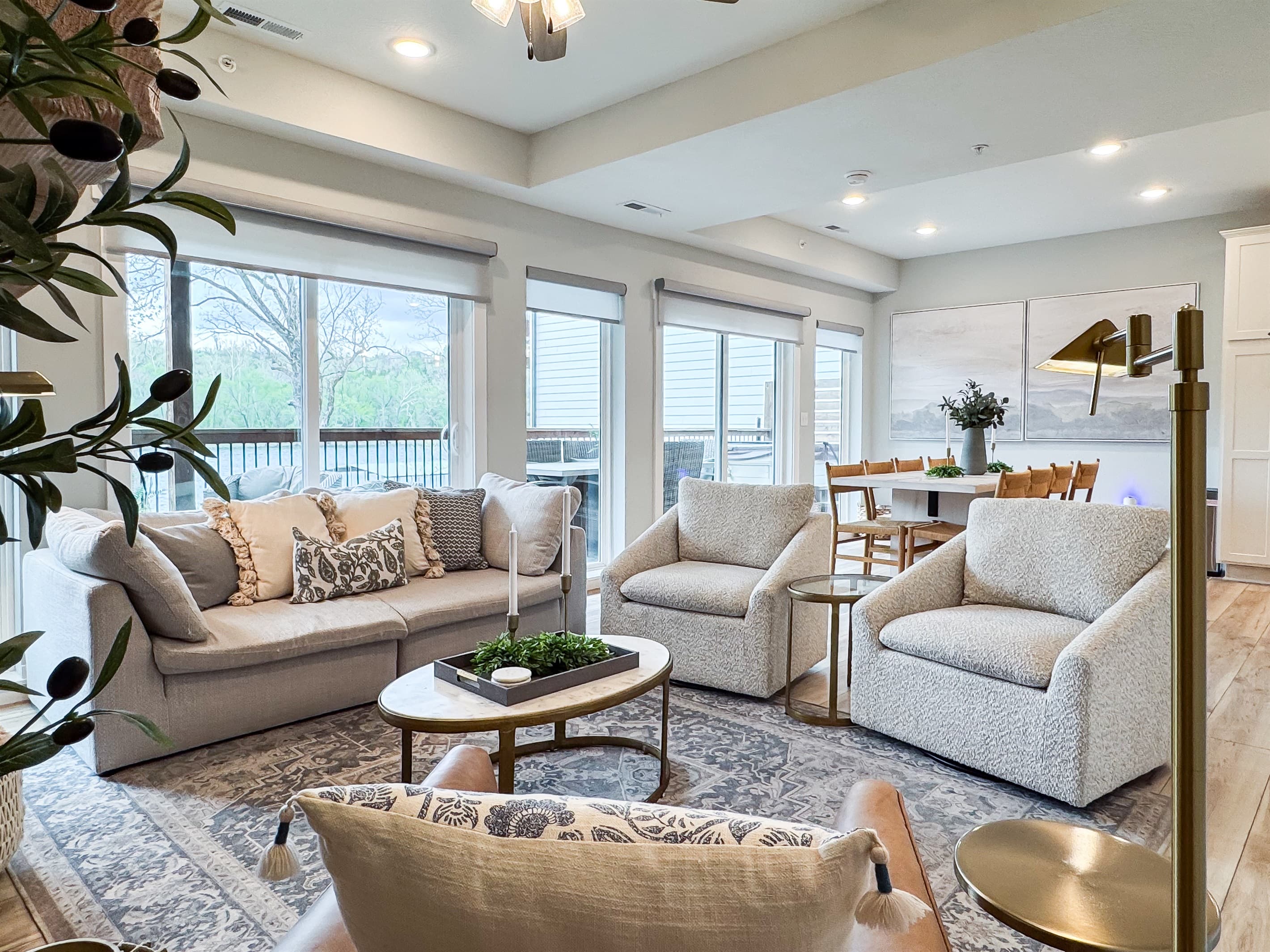 Great room looking out to the lake and the covered patio