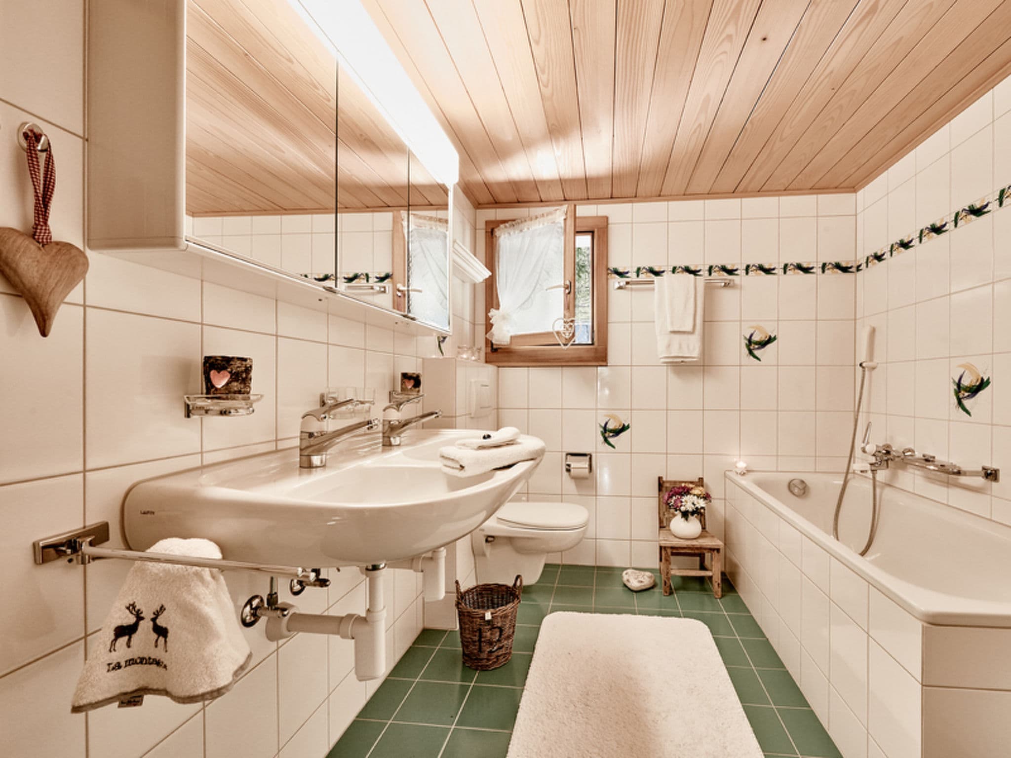 Bathroom / Wellness
