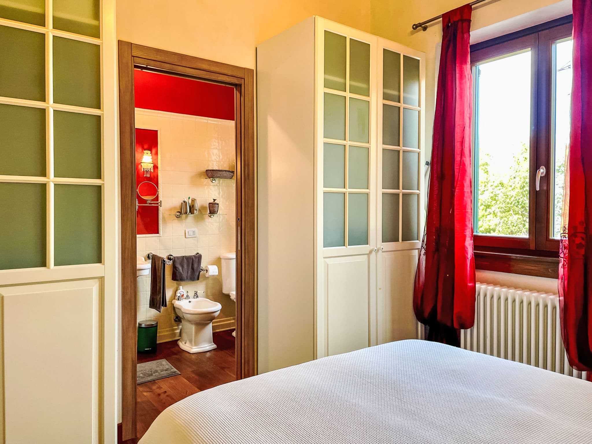 Bedroom