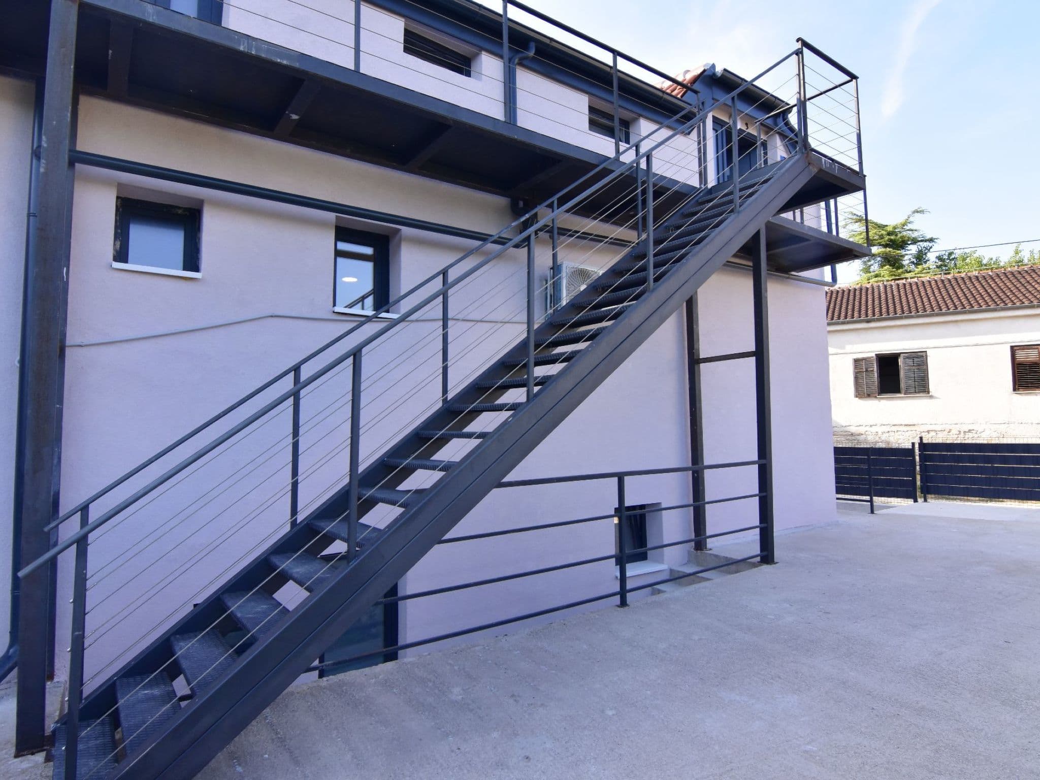 Gallery Image 10