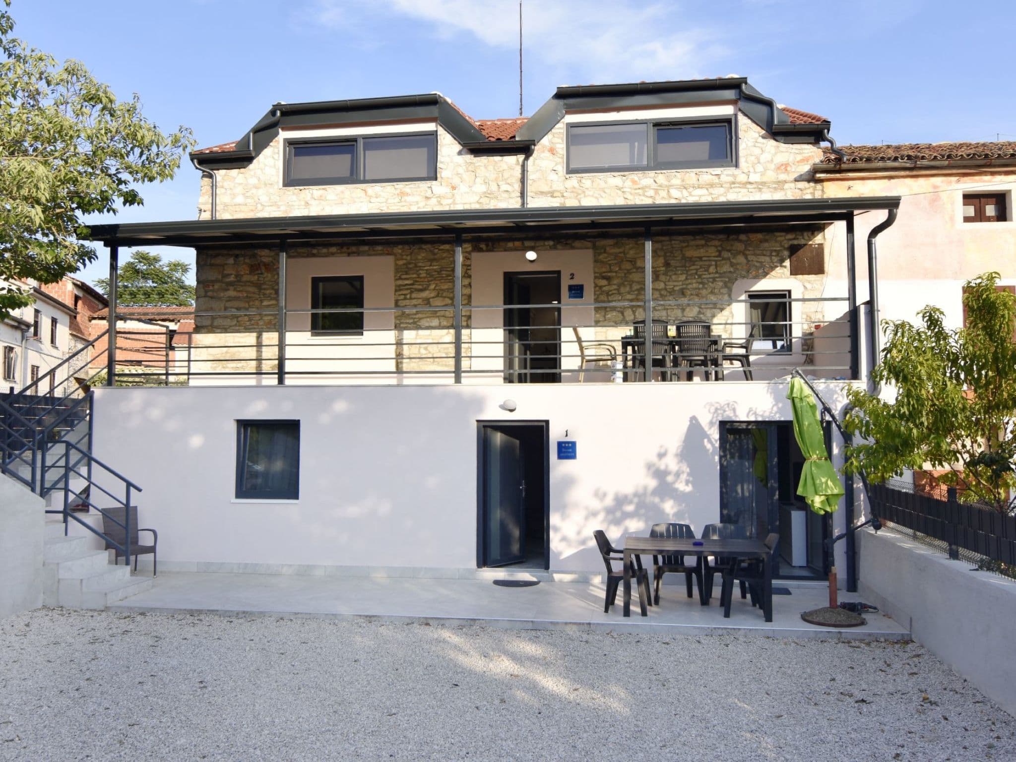 Gallery Image 16