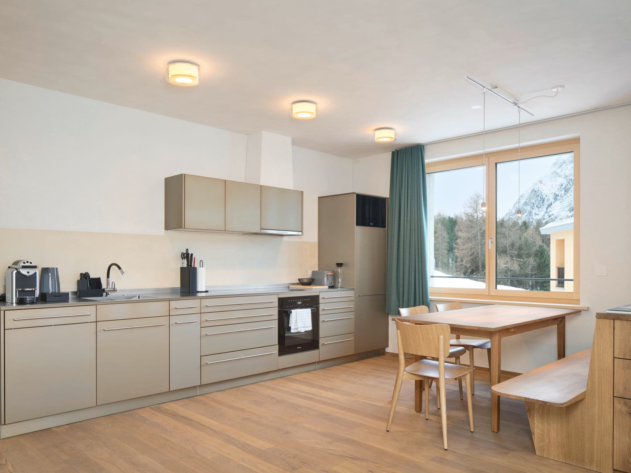 Kitchen / Dining Room