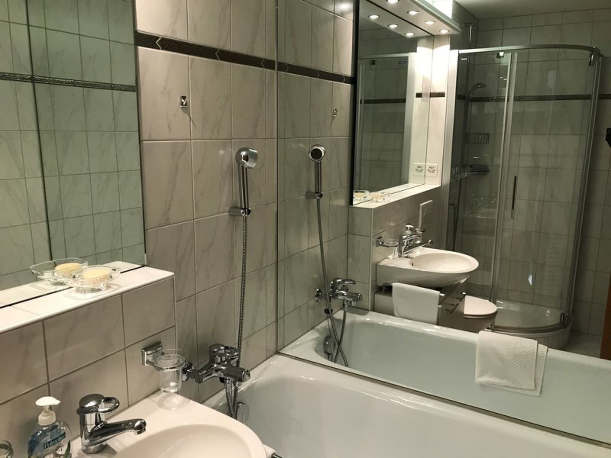 Bathroom / Wellness