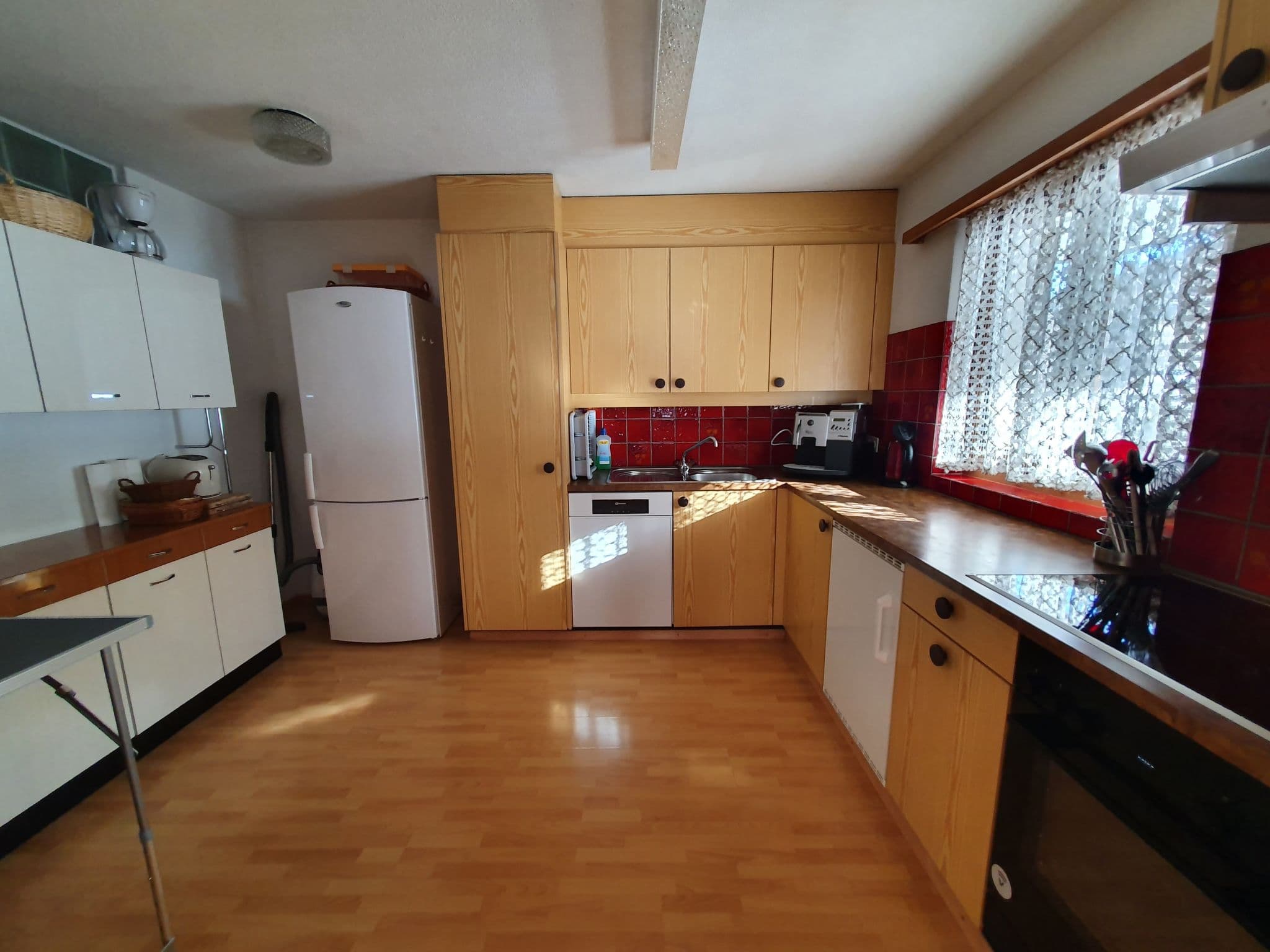 Gallery Image 8