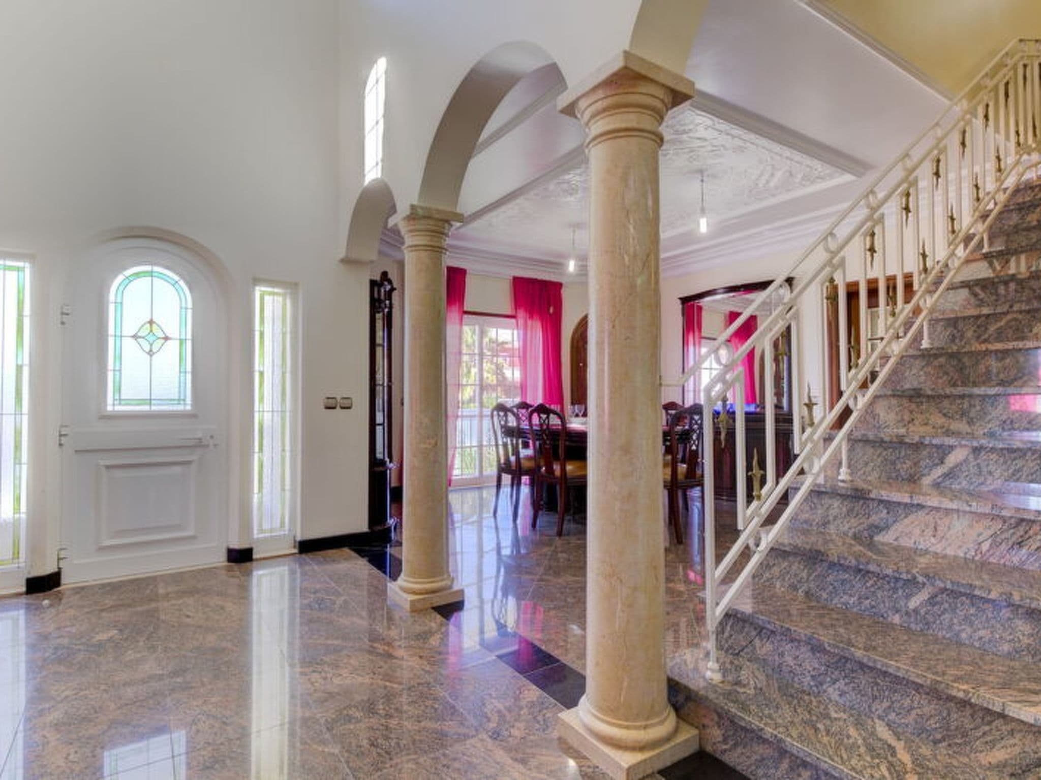 Gallery Image 14