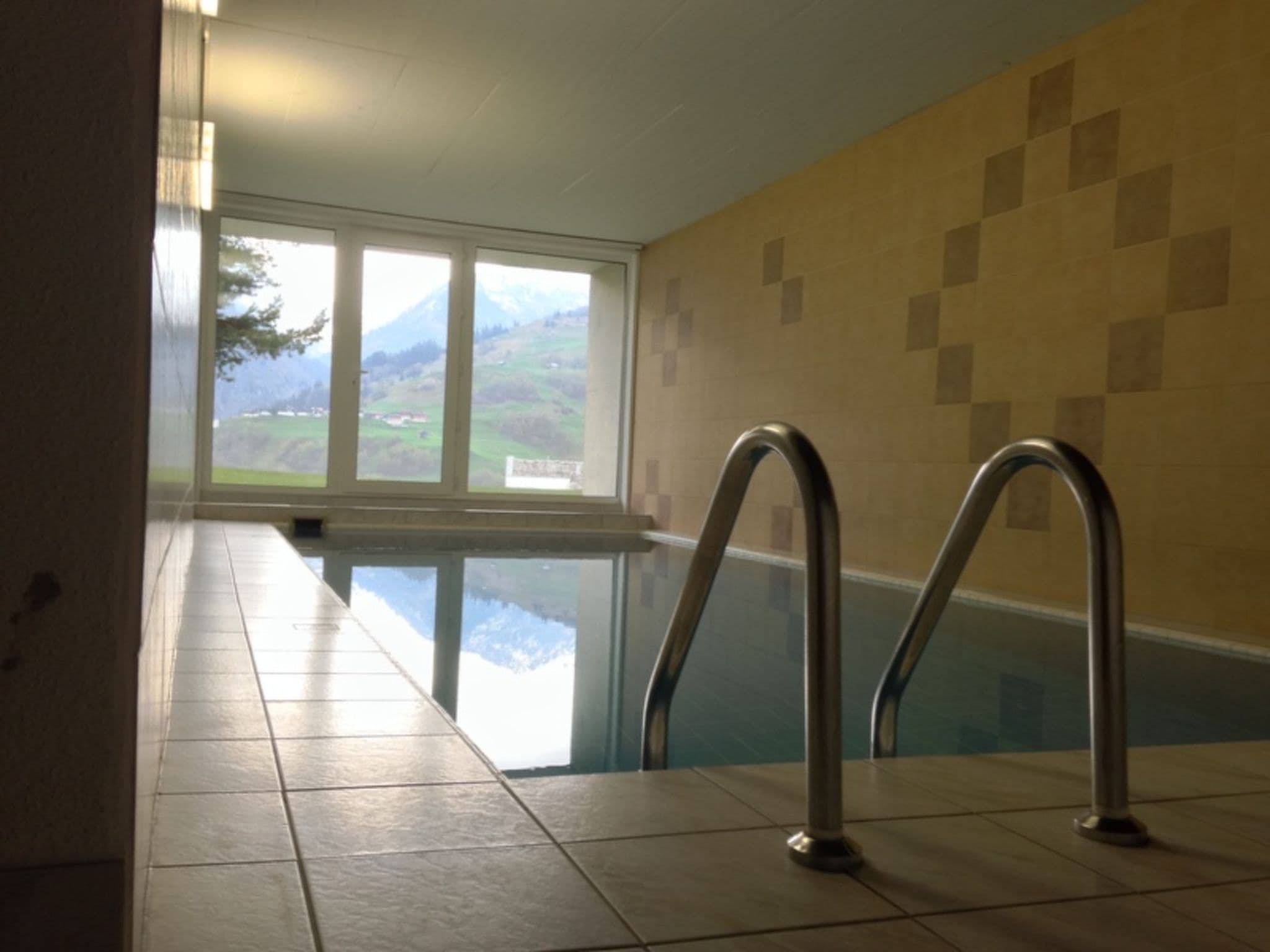 Pool Indoor