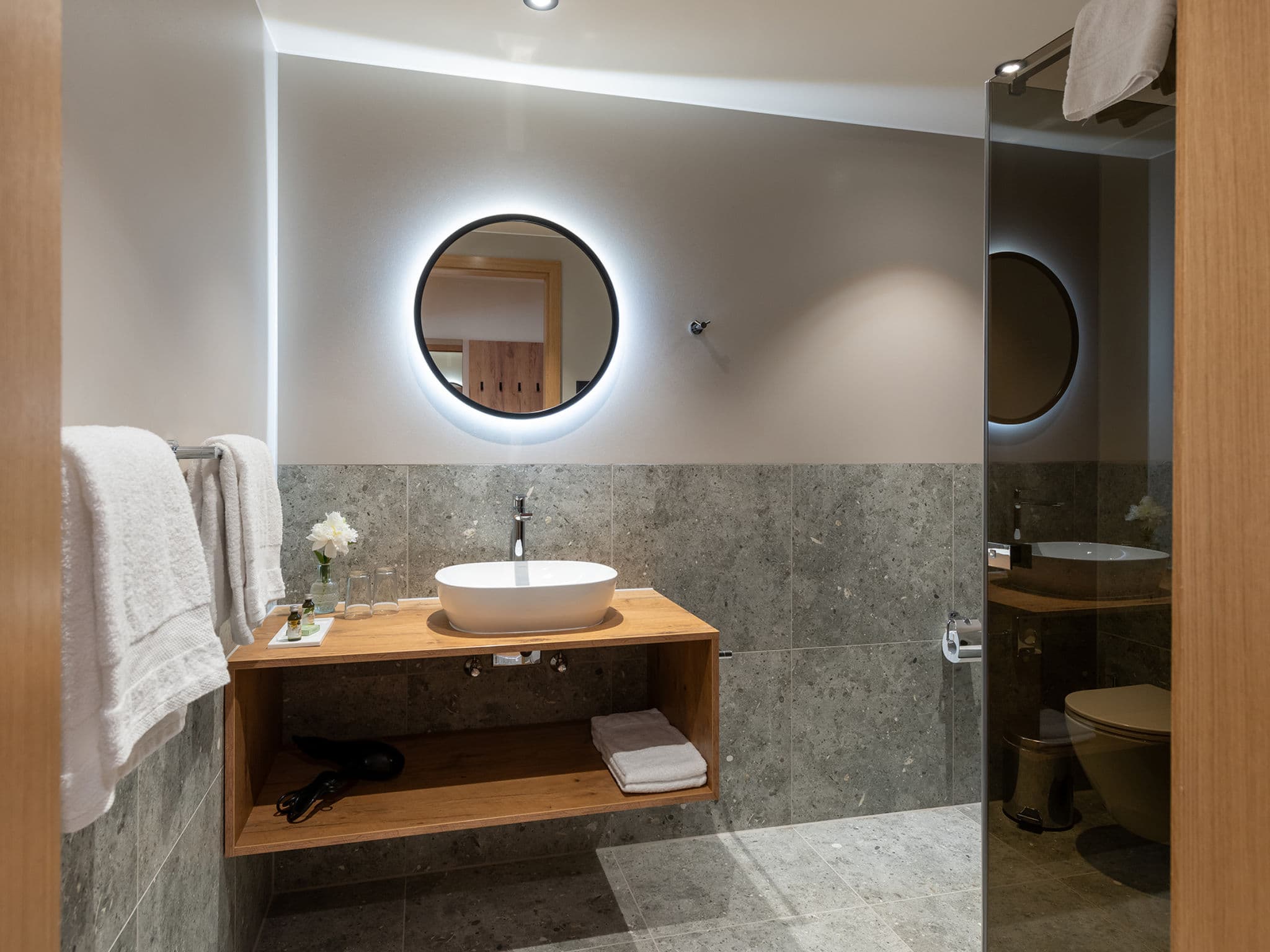 Bathroom / Wellness