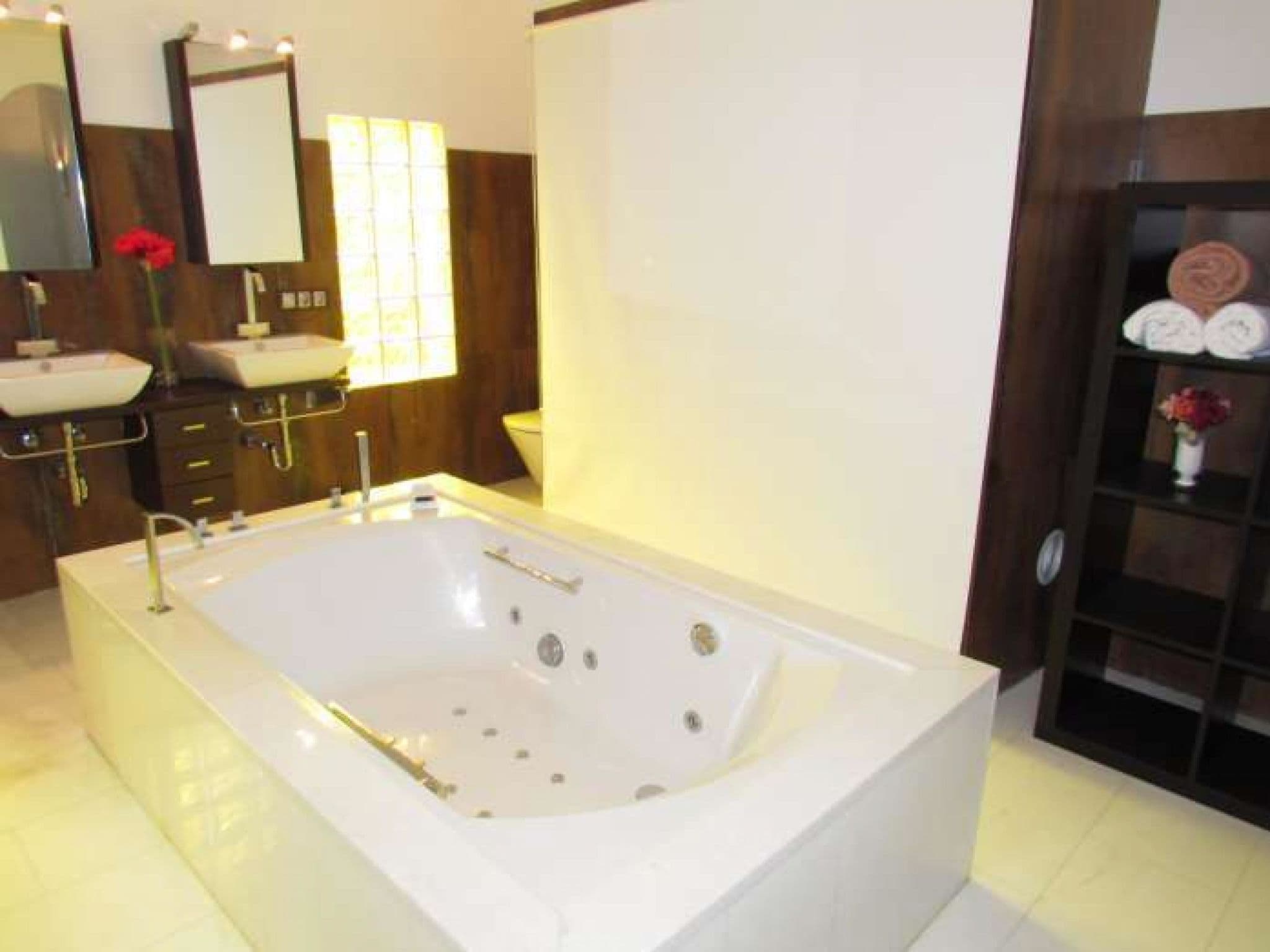 Bathroom / Wellness