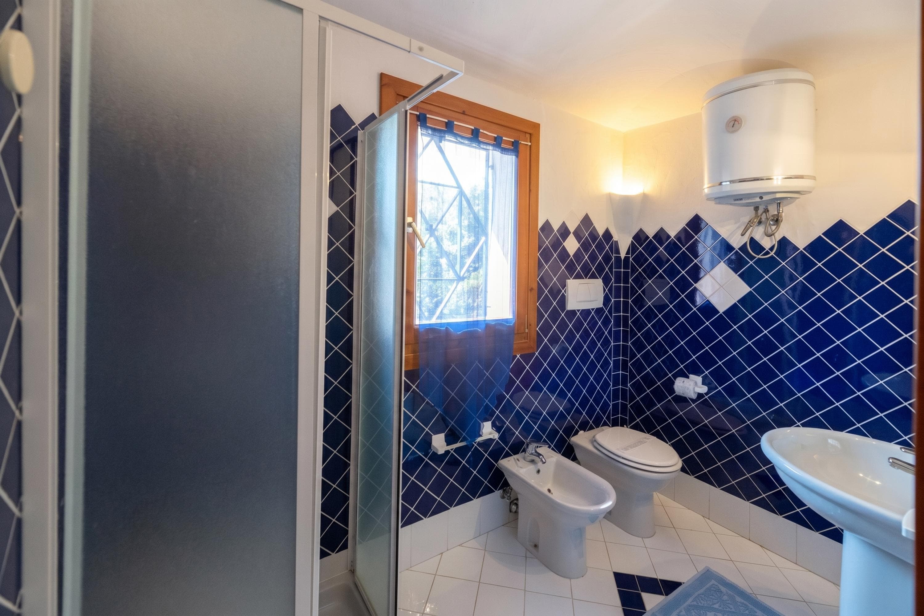 Gallery Image 13