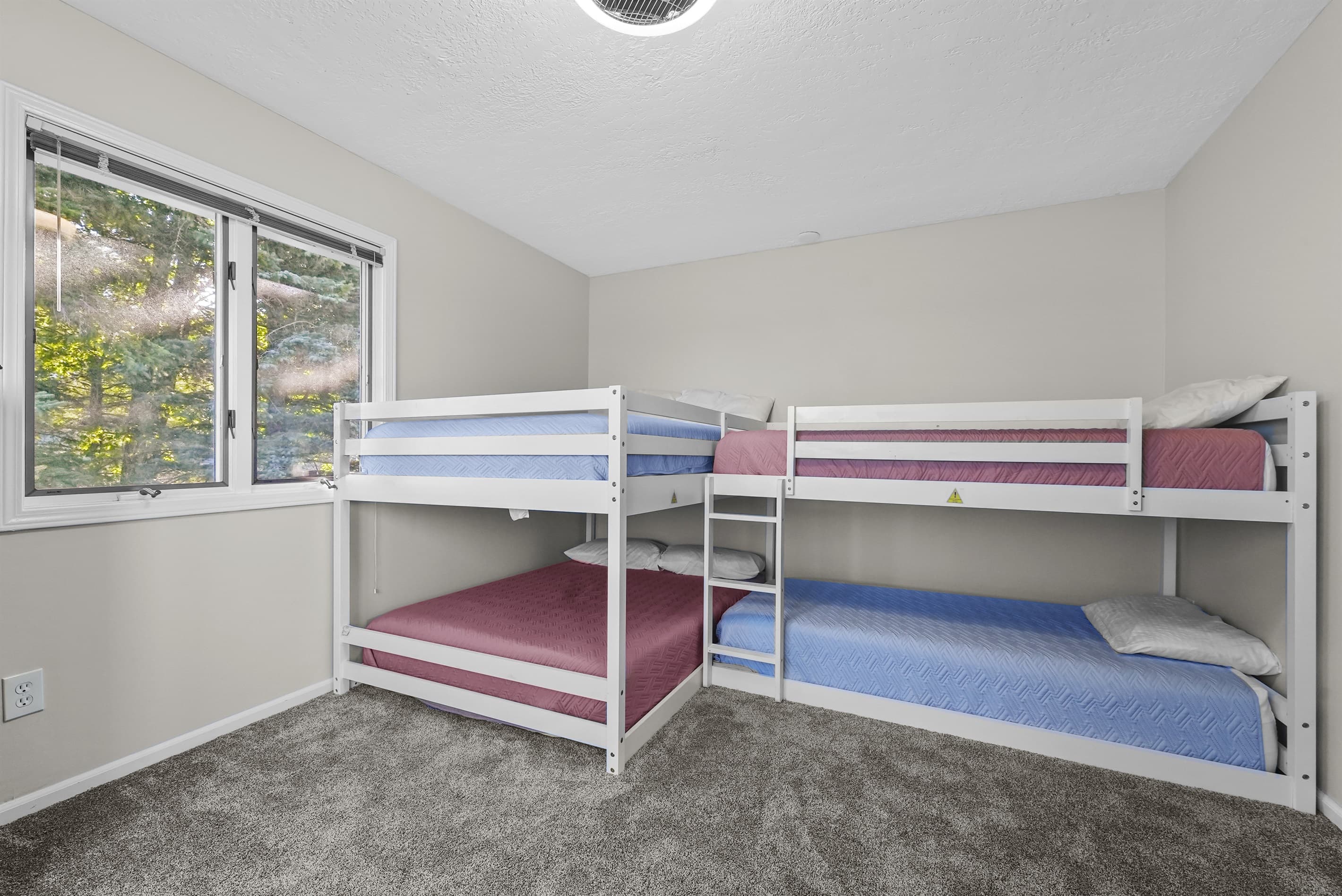 Second Floor Bunk Room Facing the Lake
