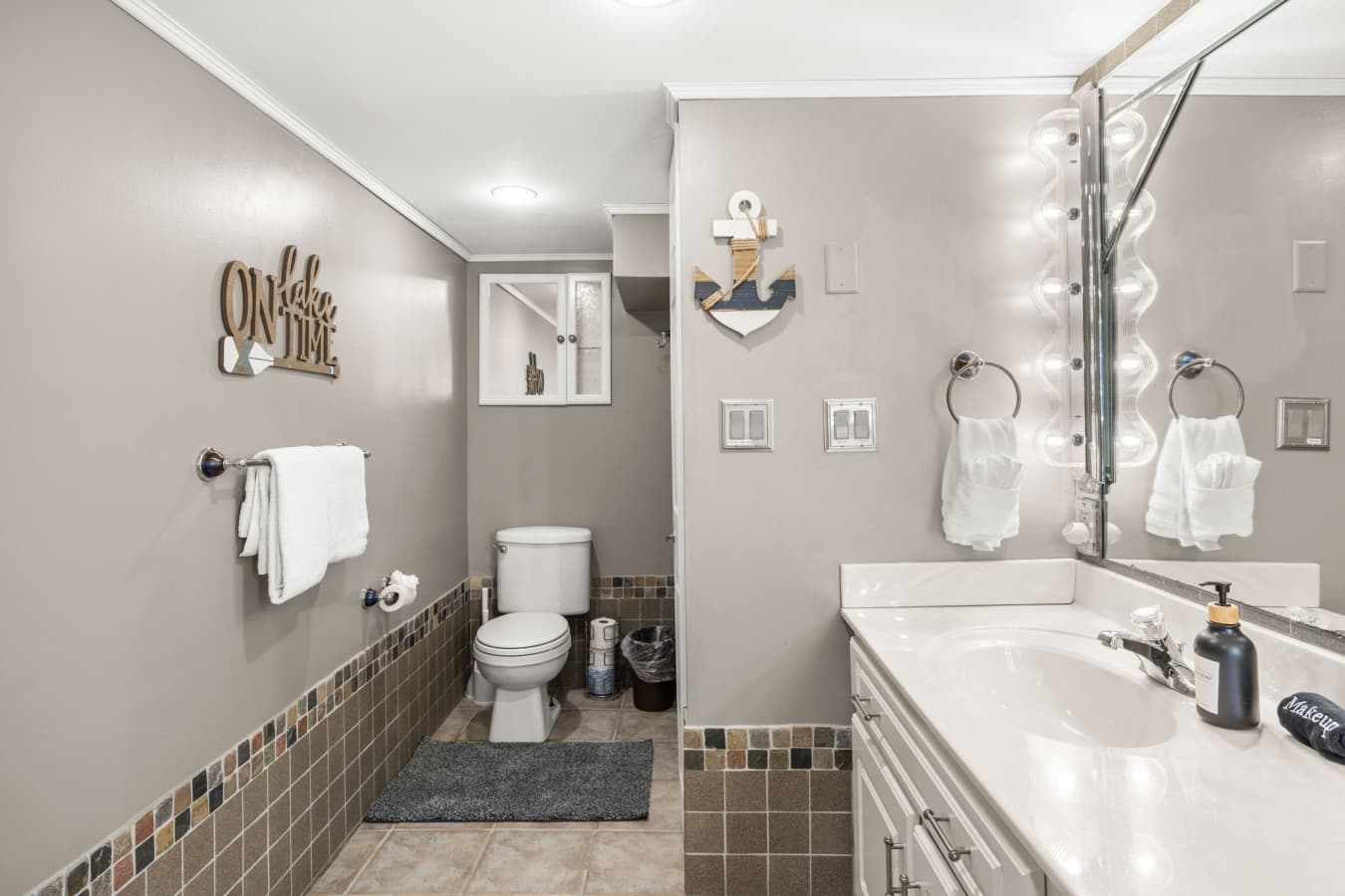 50-web-or-mls-4891 Coleman Dr (50).jpg
