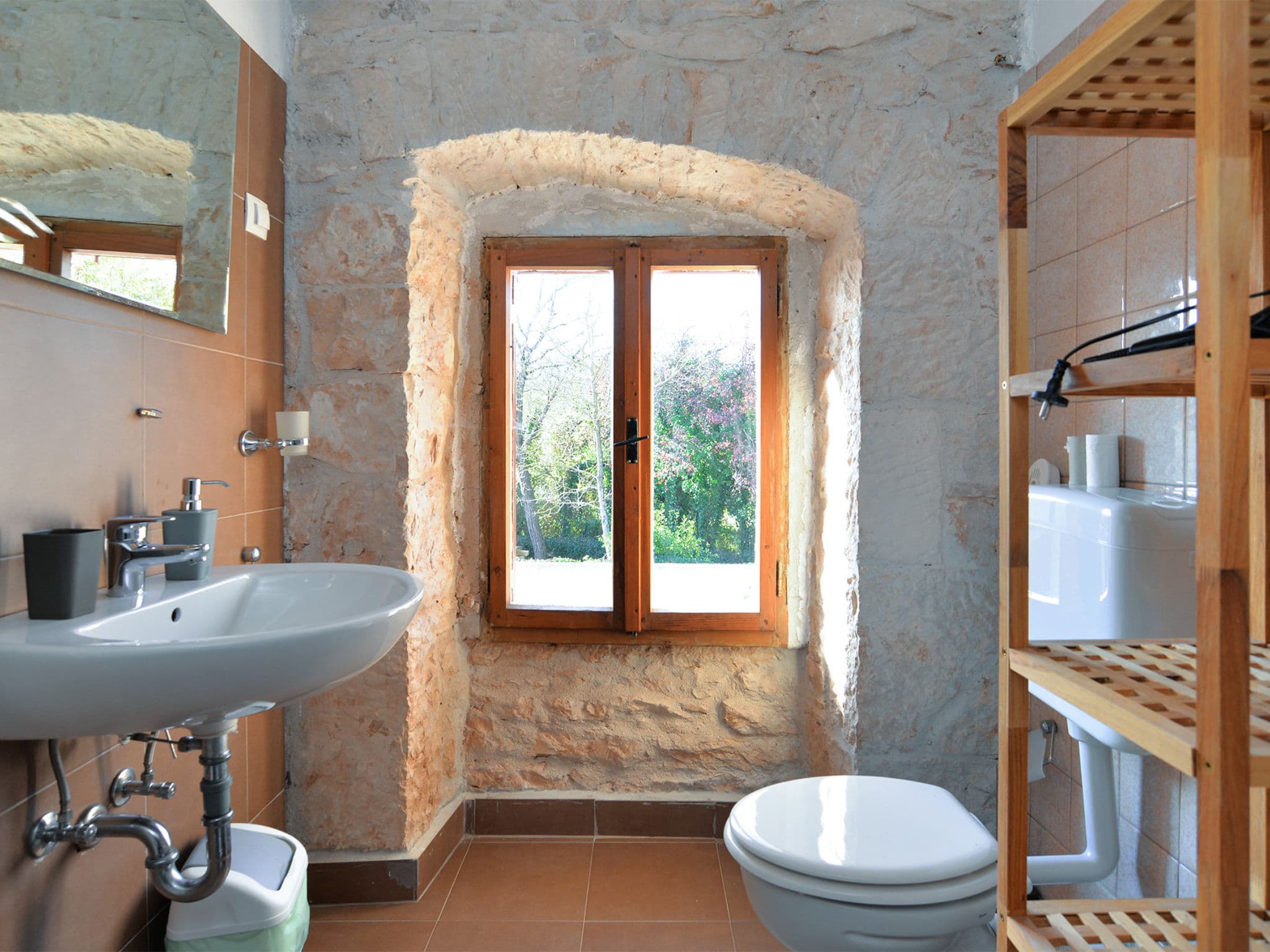 Bathroom / Wellness