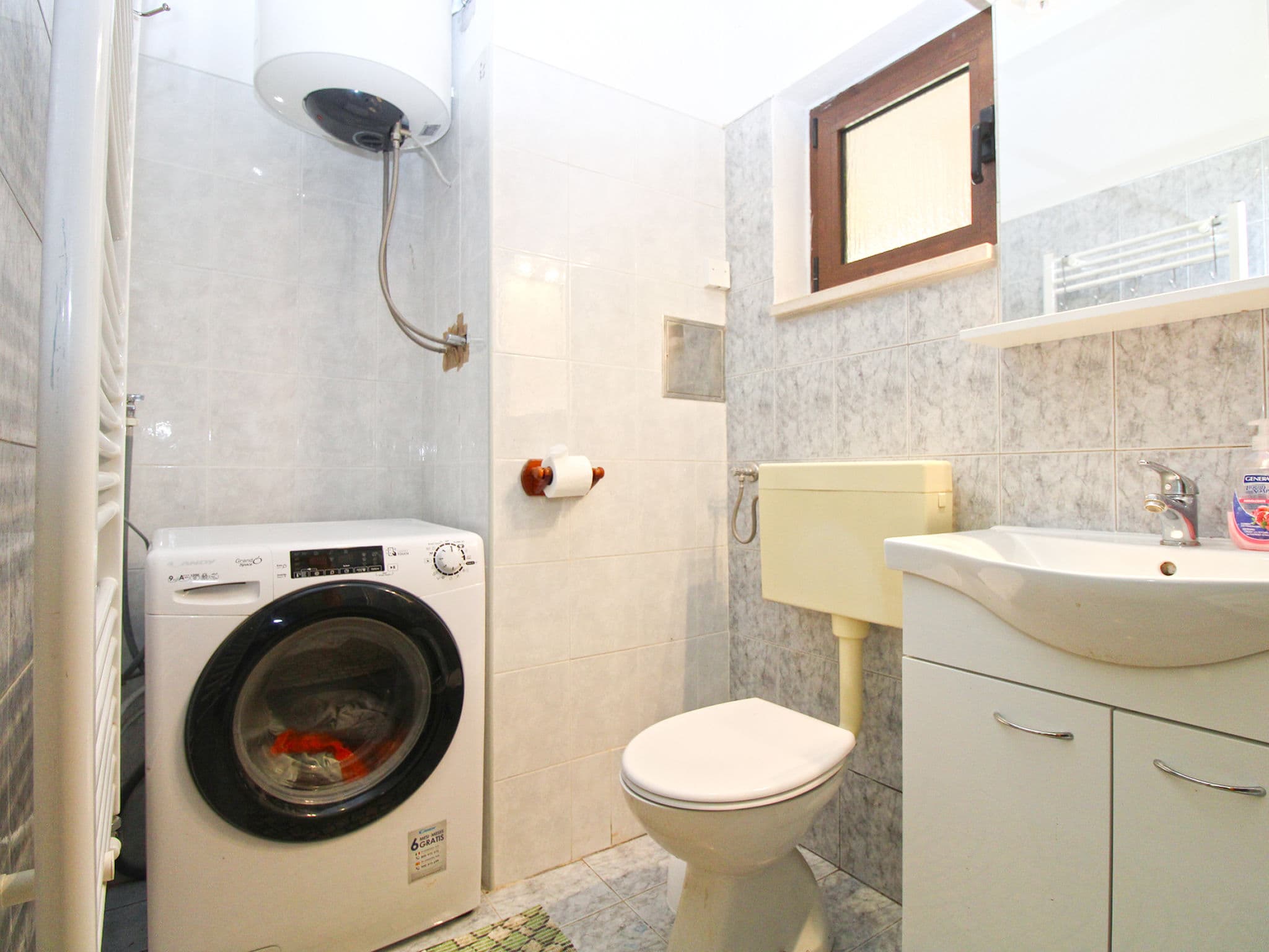 Bathroom / Wellness