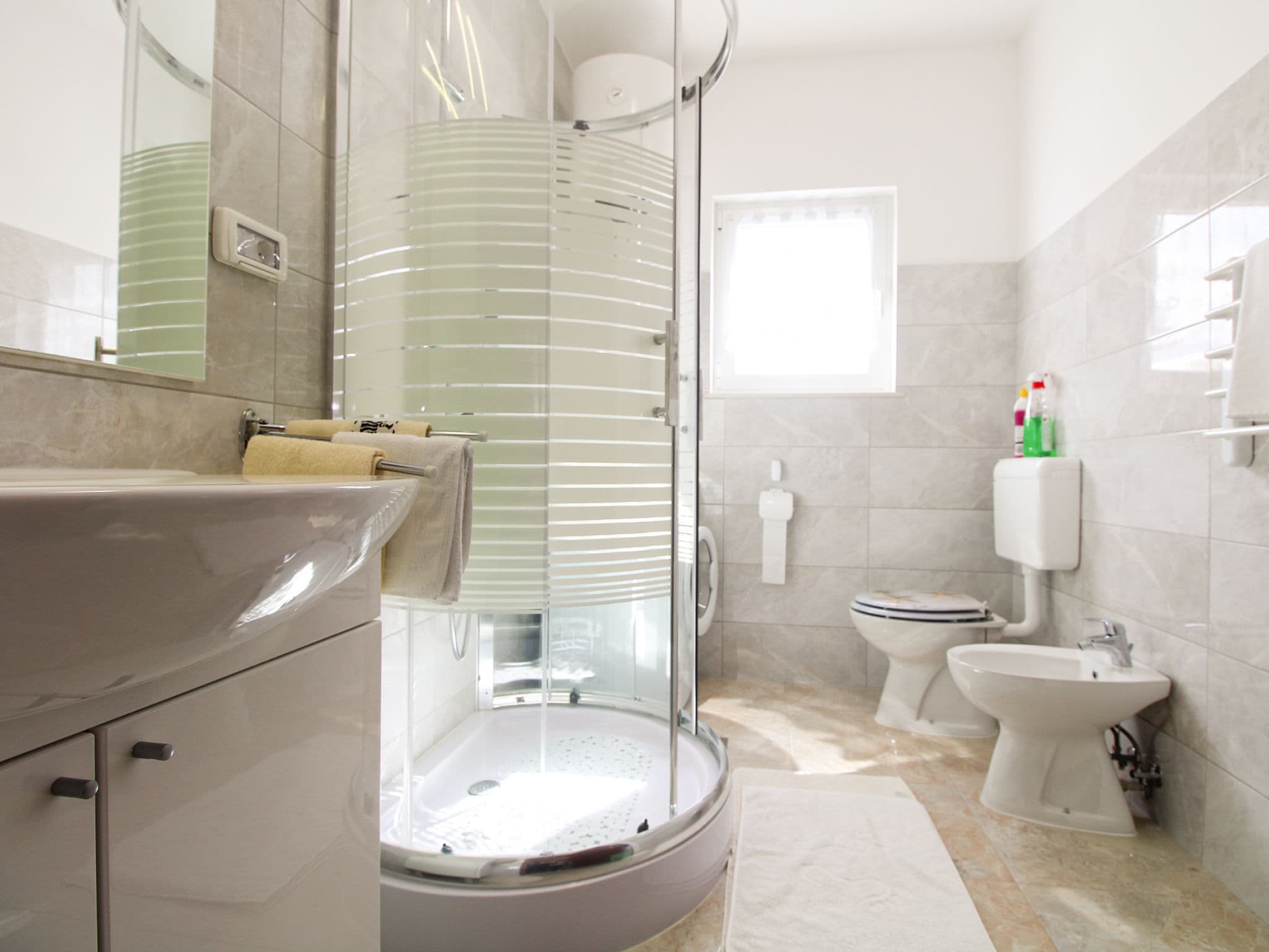 Bathroom / Wellness