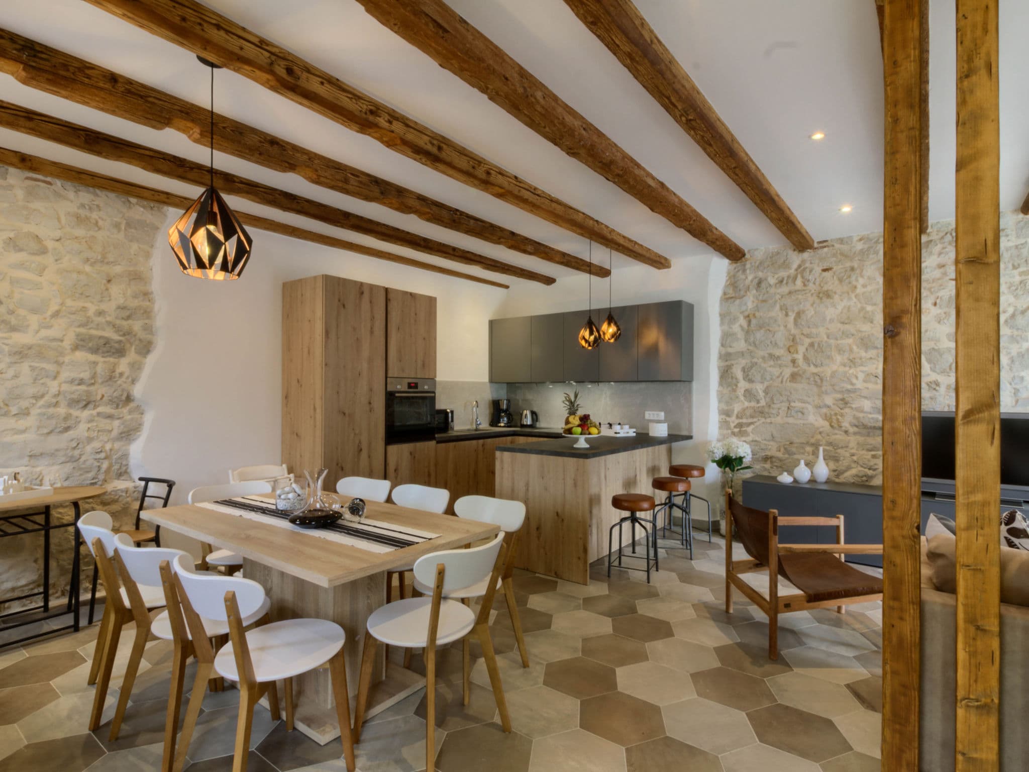 Kitchen / Dining Room