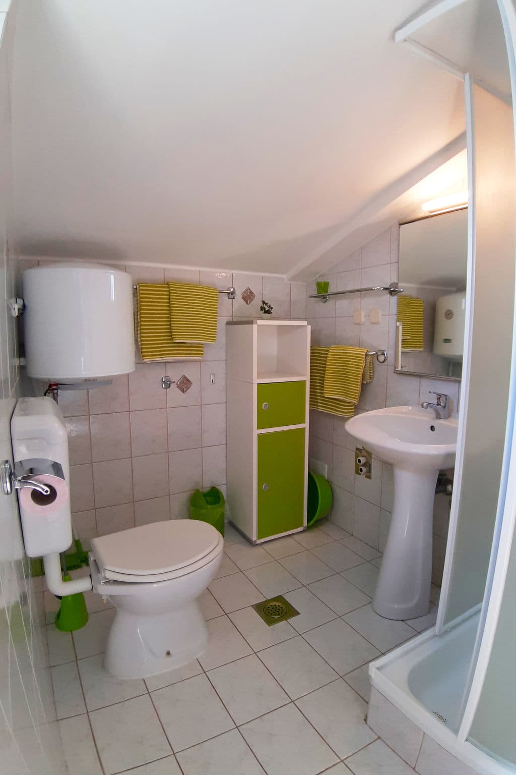 Bathroom / Wellness
