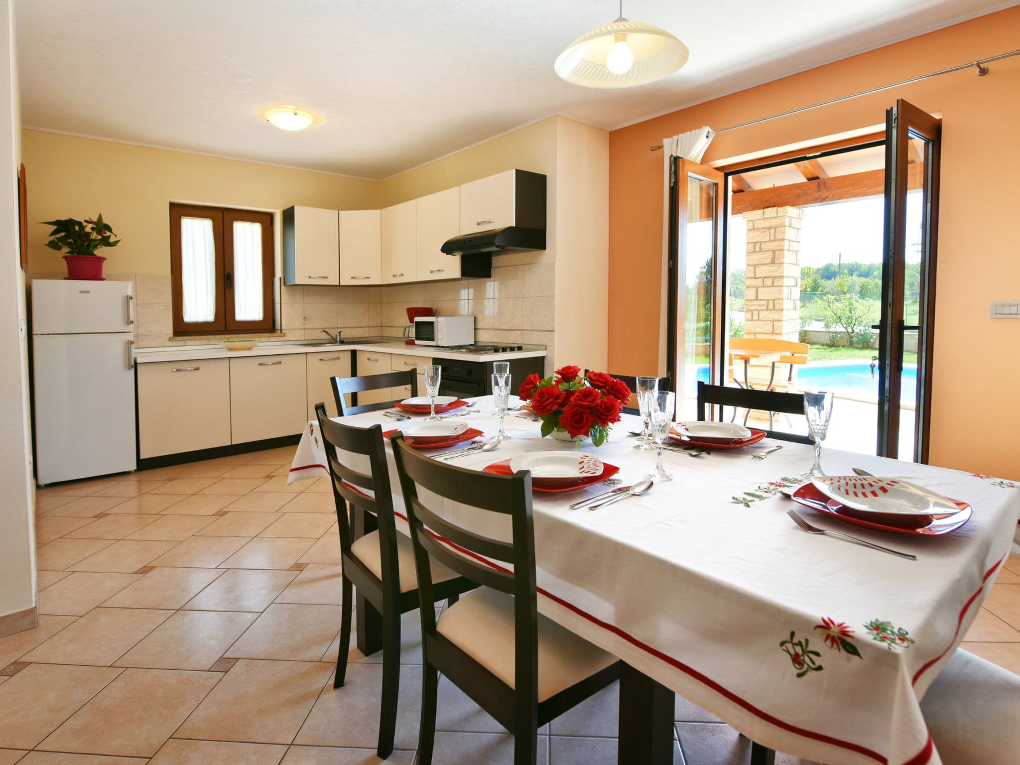 Kitchen / Dining Room