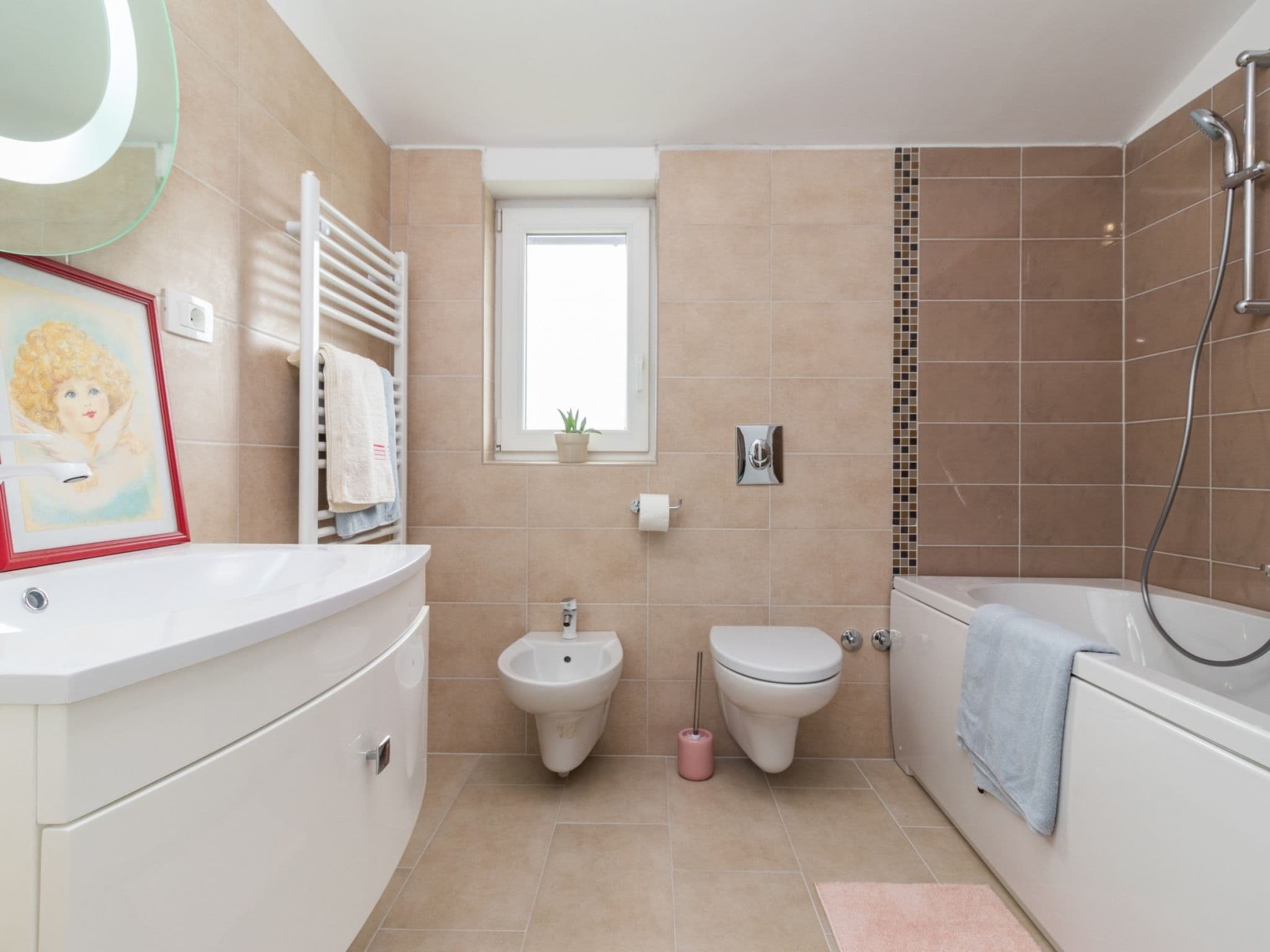 Bathroom / Wellness