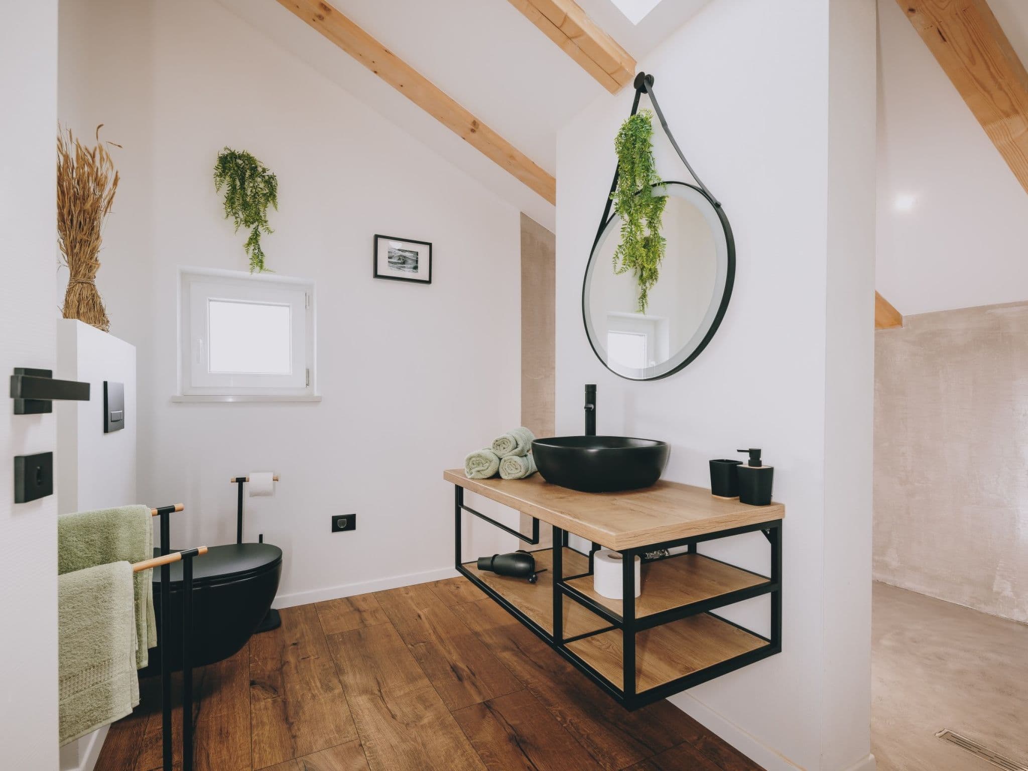 Bathroom / Wellness