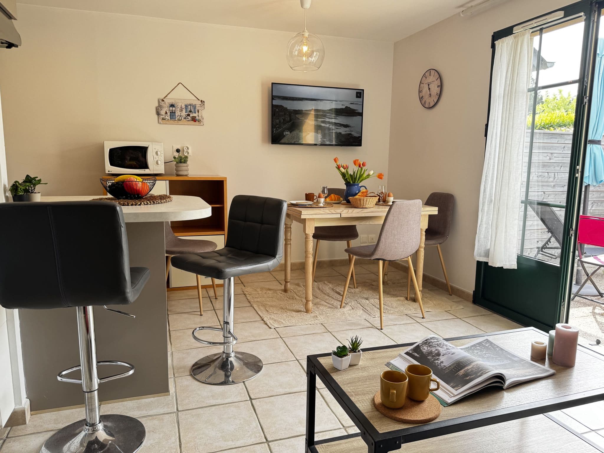 Kitchen / Dining Room