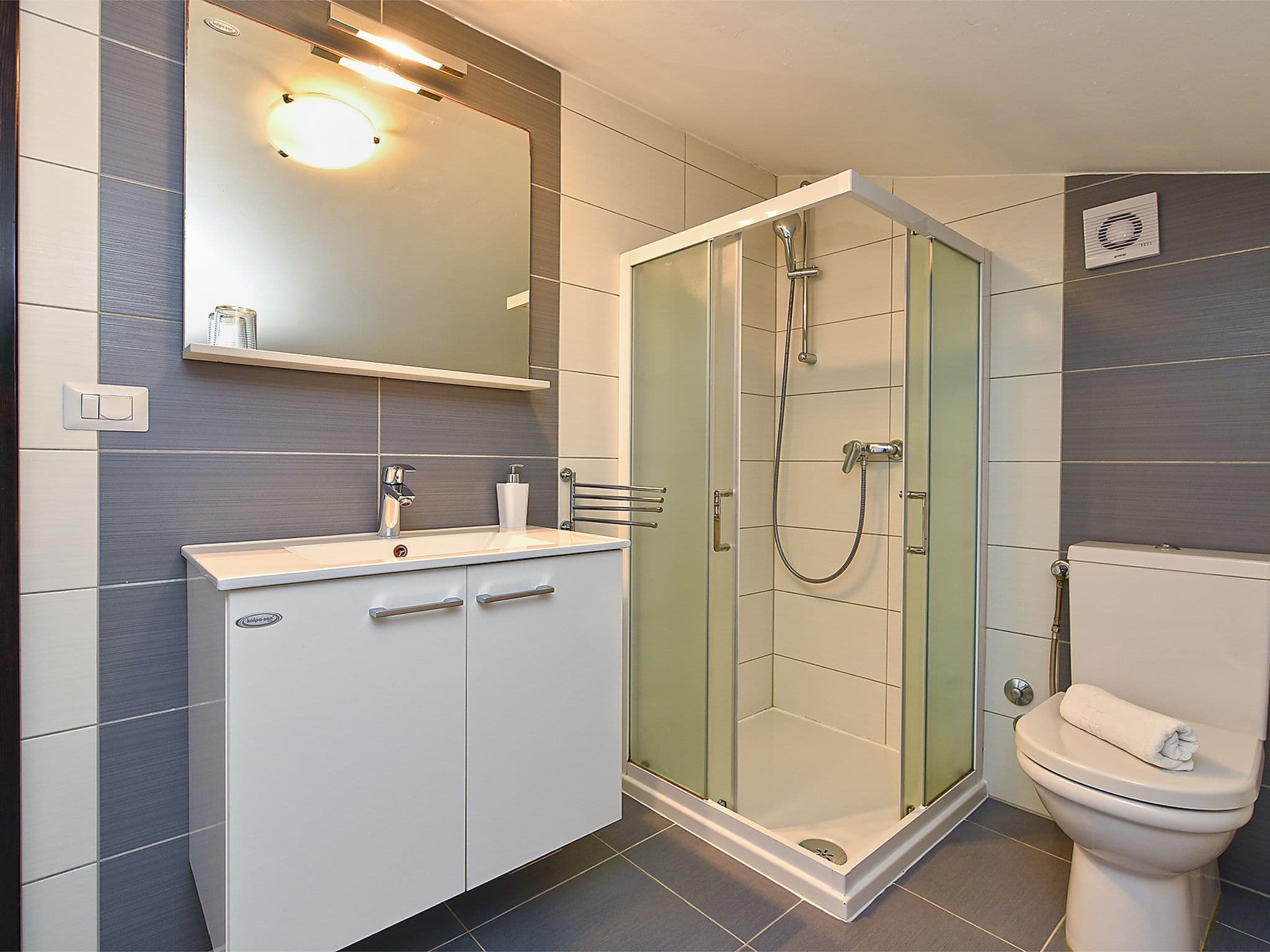 Bathroom / Wellness