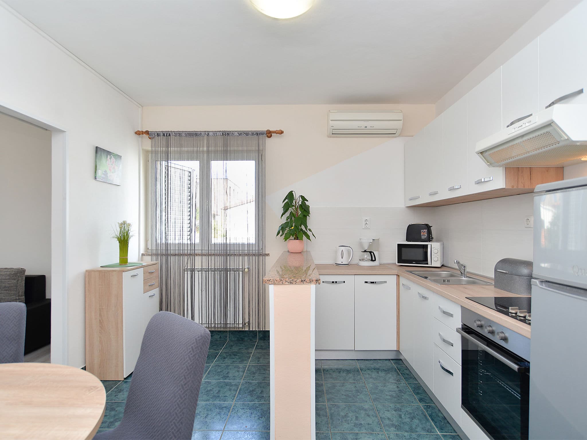 Kitchen / Dining Room