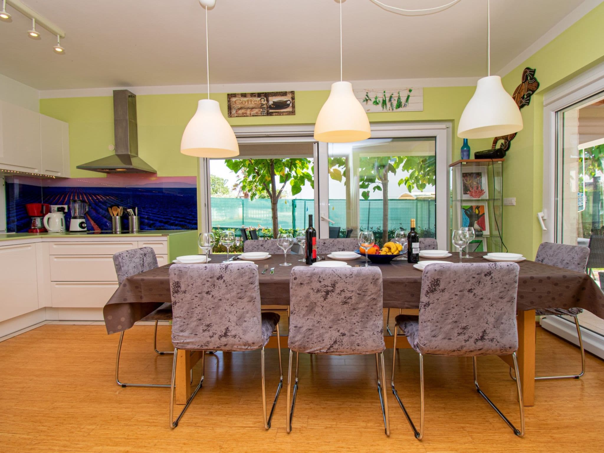 Kitchen / Dining Room