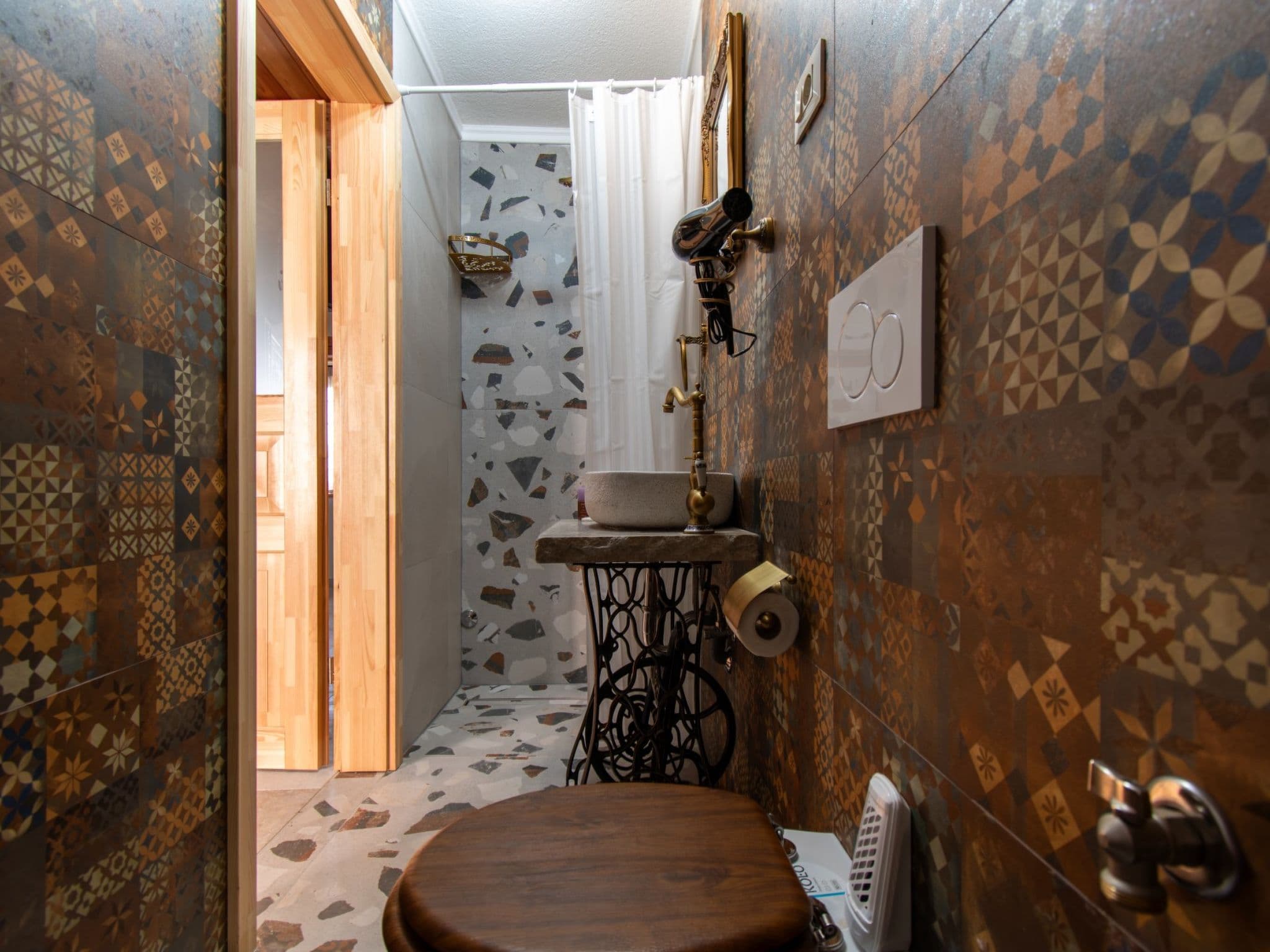 Bathroom / Wellness
