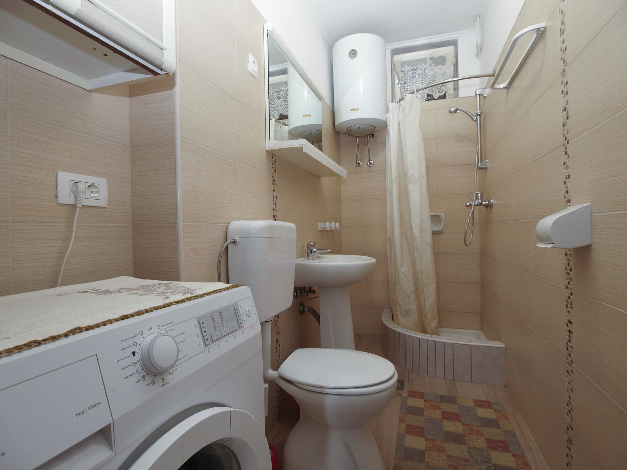 Bathroom / Wellness